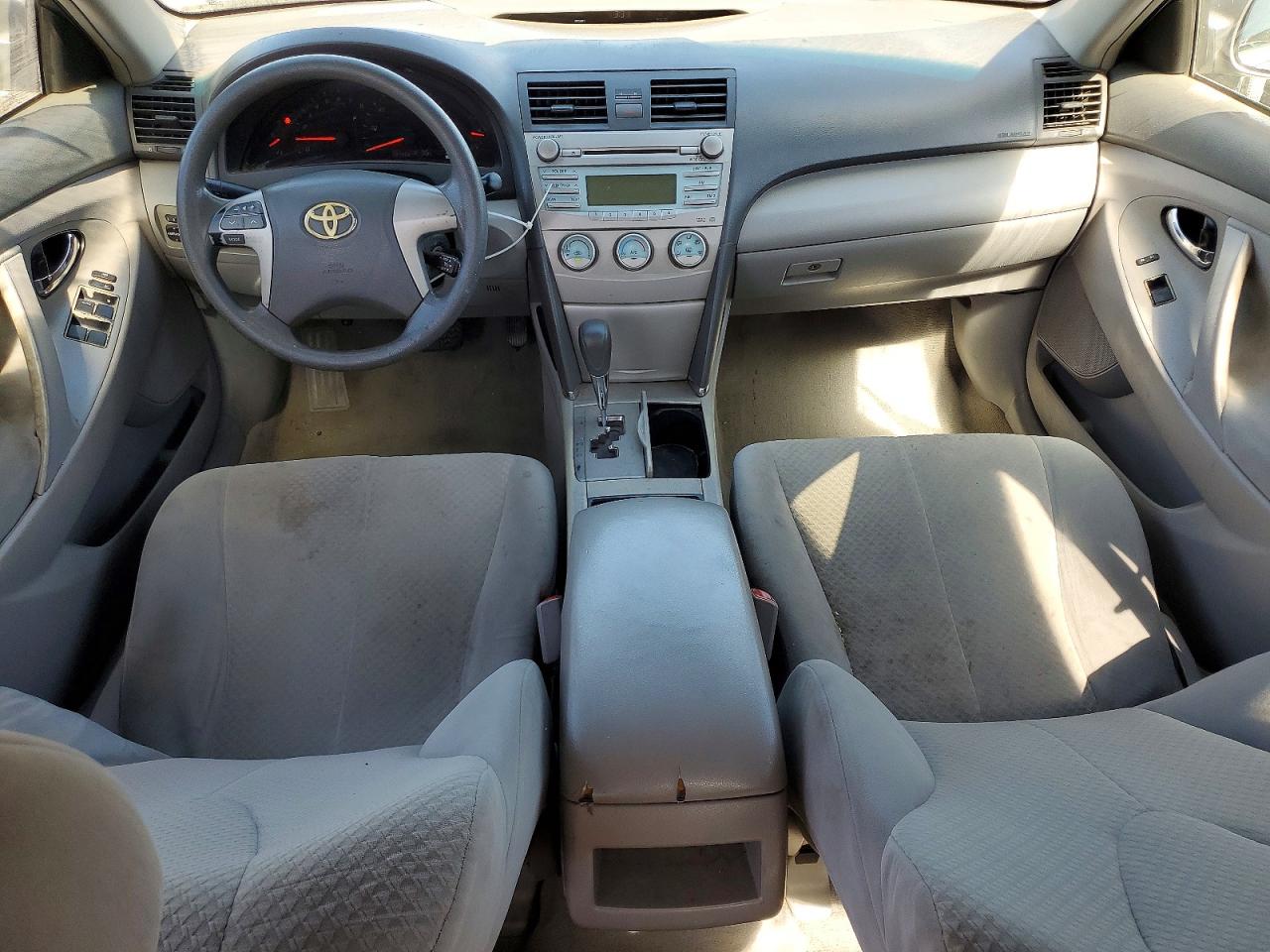 2009 Toyota Camry Le Серый vin: 4T4BE46K79R071052