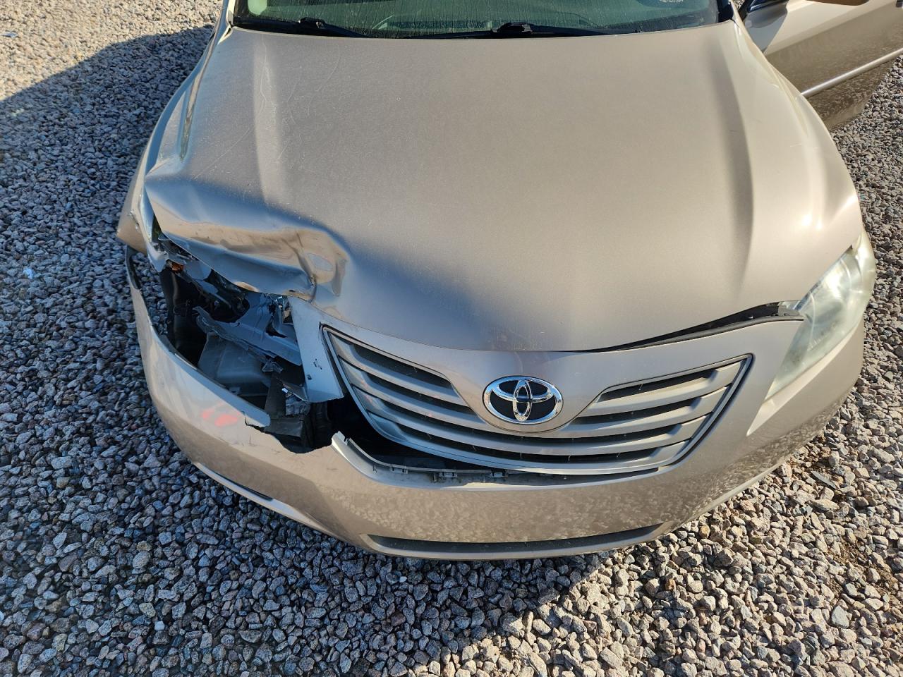 2009 Toyota Camry Le Gold vin: 4T4BE46K79R072590