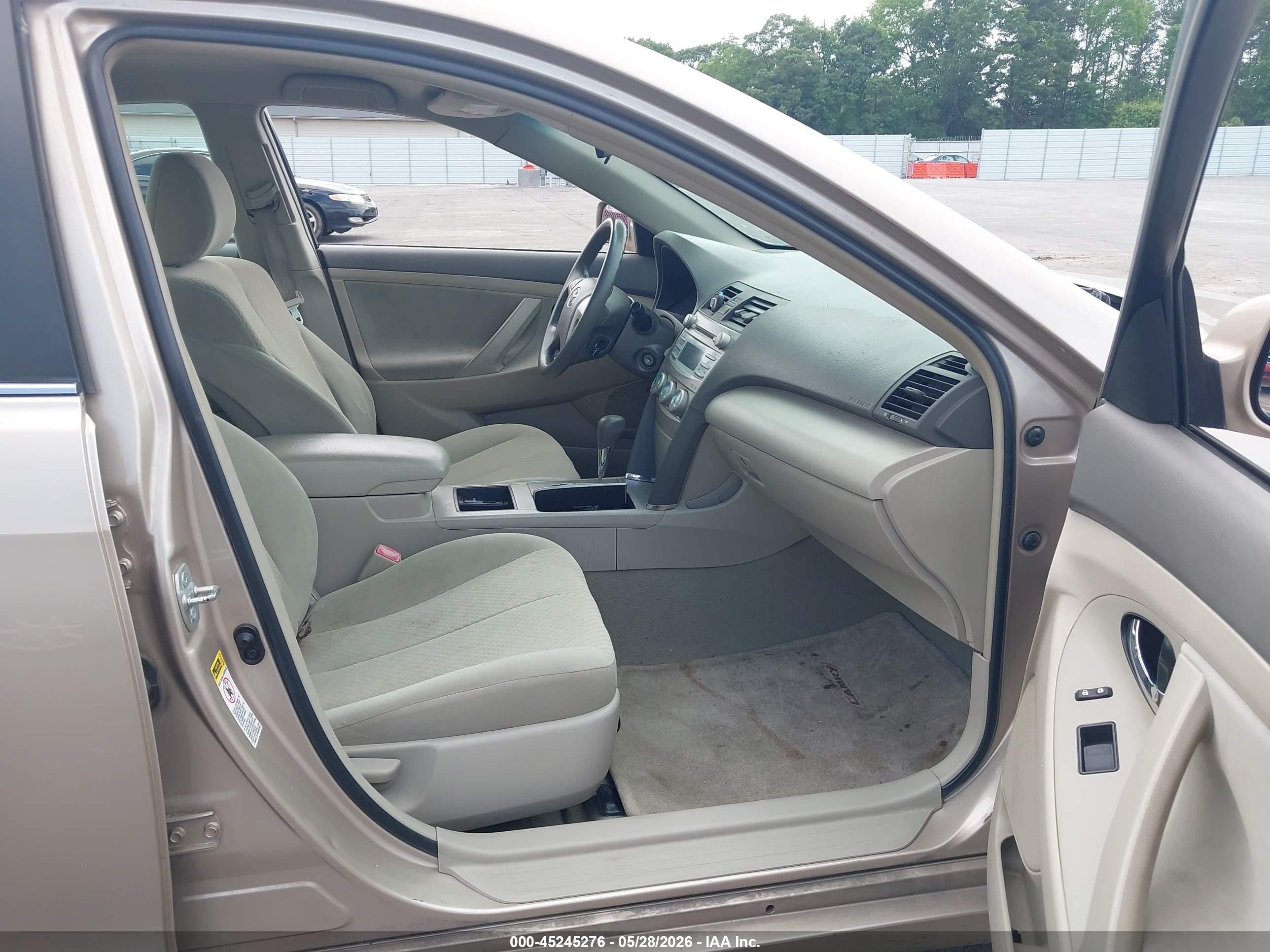 2009 Toyota Camry Le Желто-коричневый vin: 4T4BE46K79R080818