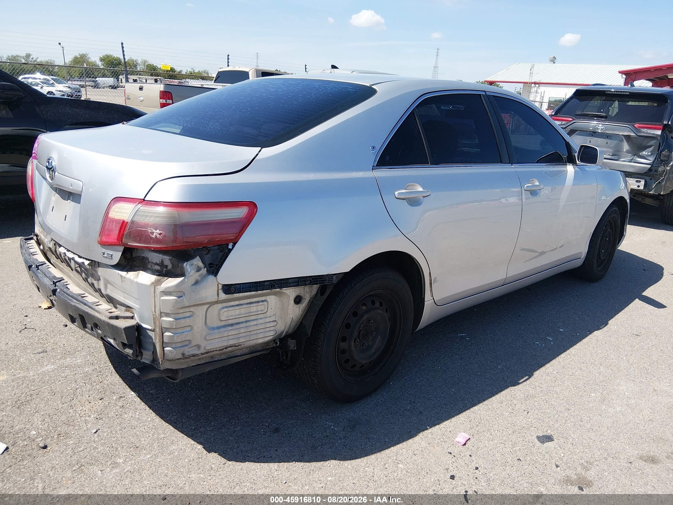 2009 Toyota Camry Le Silver vin: 4T4BE46K79R080978
