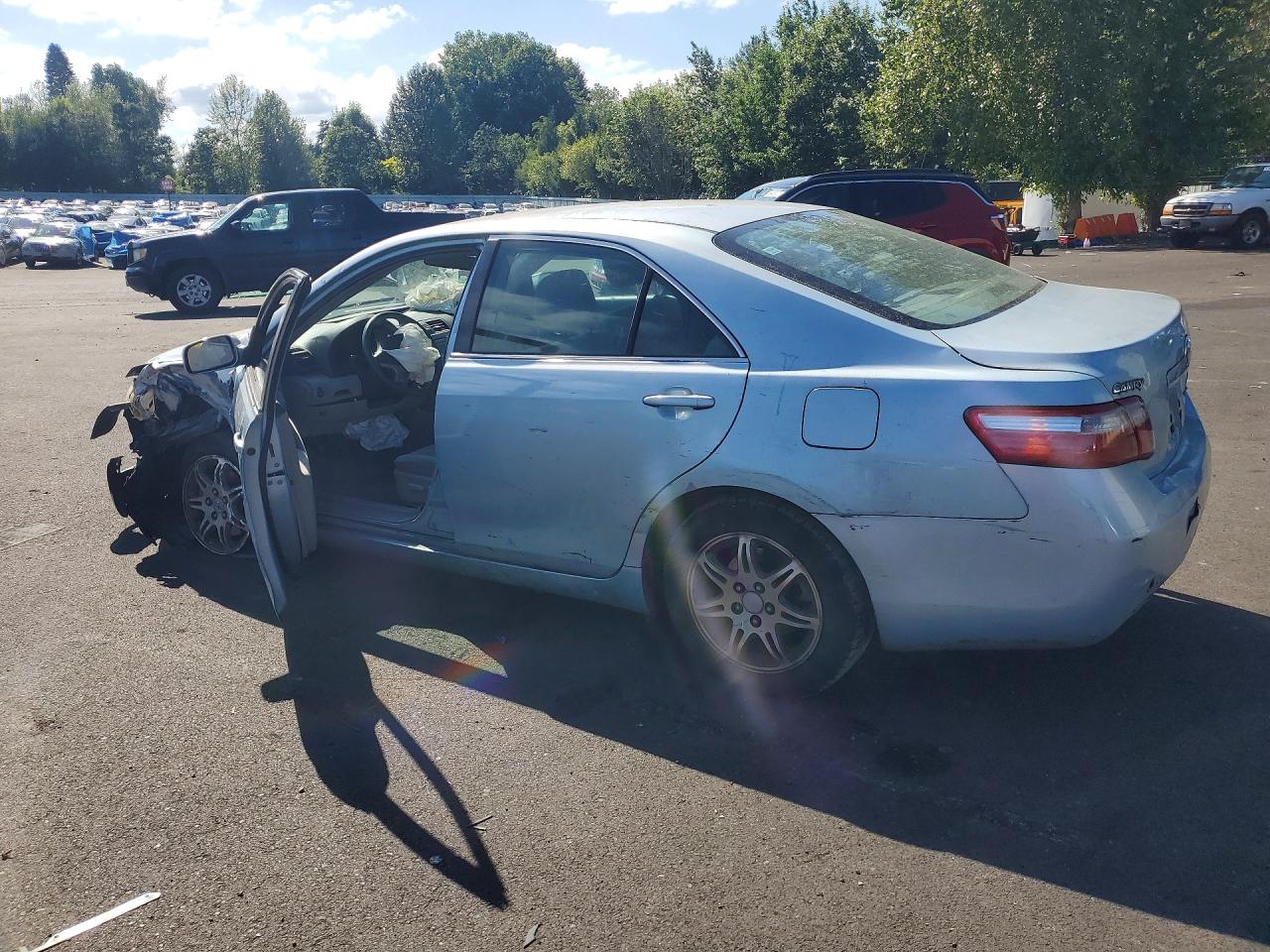 2009 Toyota Camry Le Silver vin: 4T4BE46K79R082861