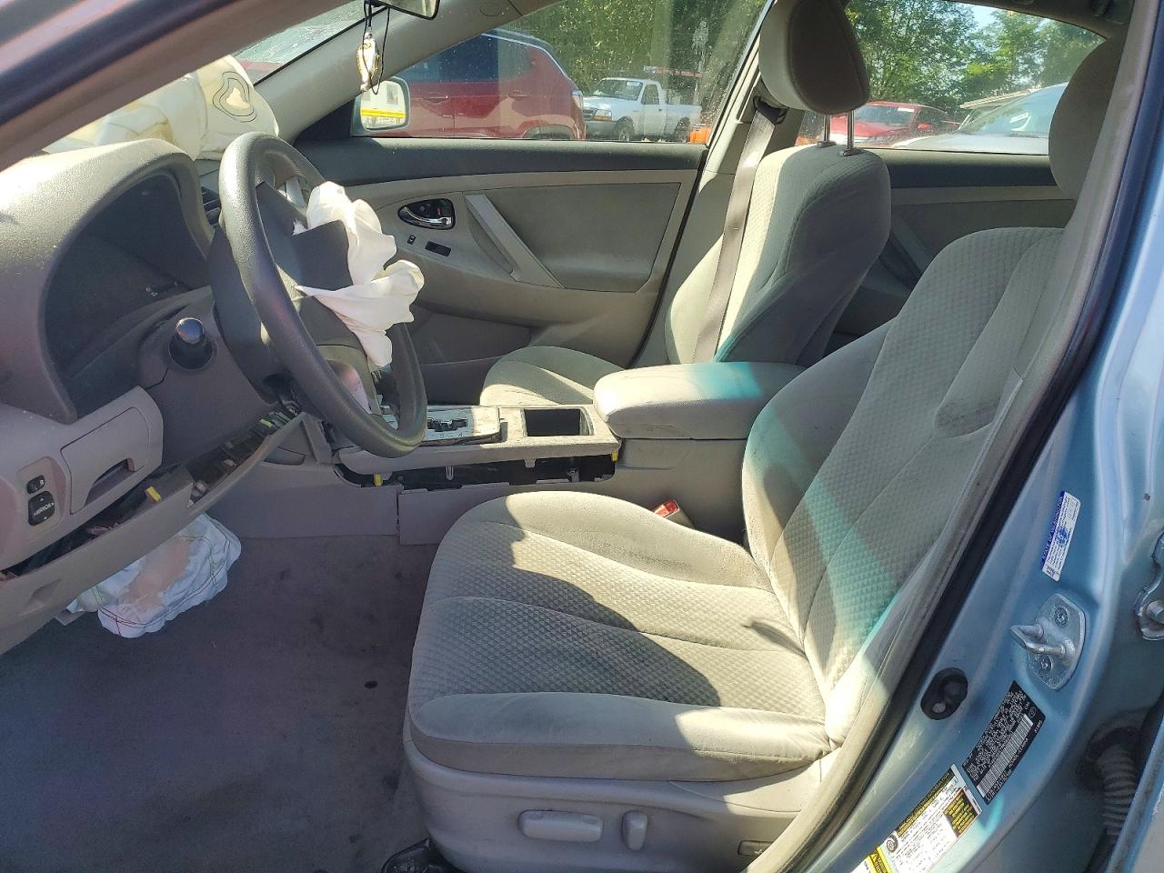 2009 Toyota Camry Le Silver vin: 4T4BE46K79R082861