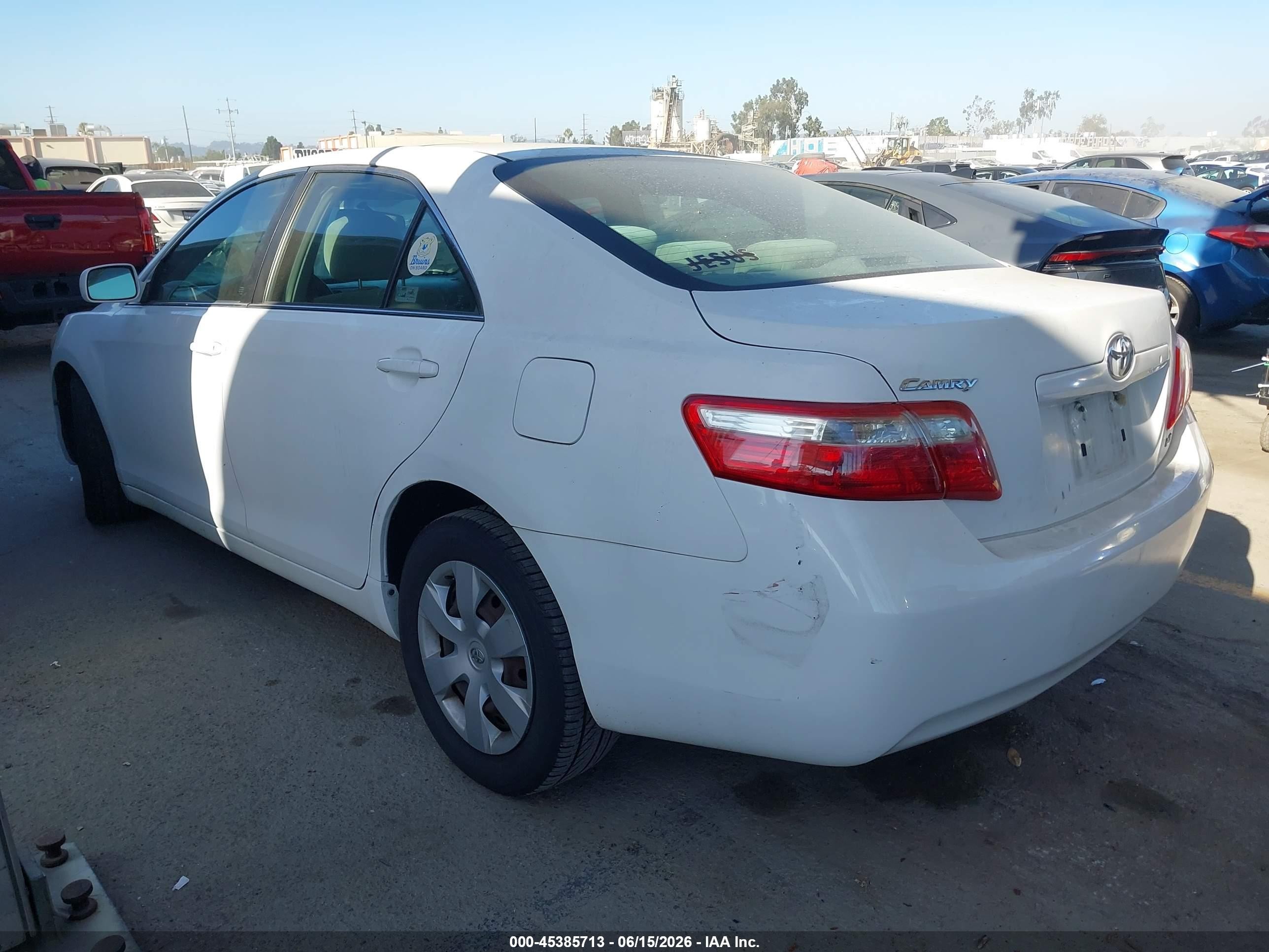 2009 Toyota Camry Le White vin: 4T4BE46K79R085744