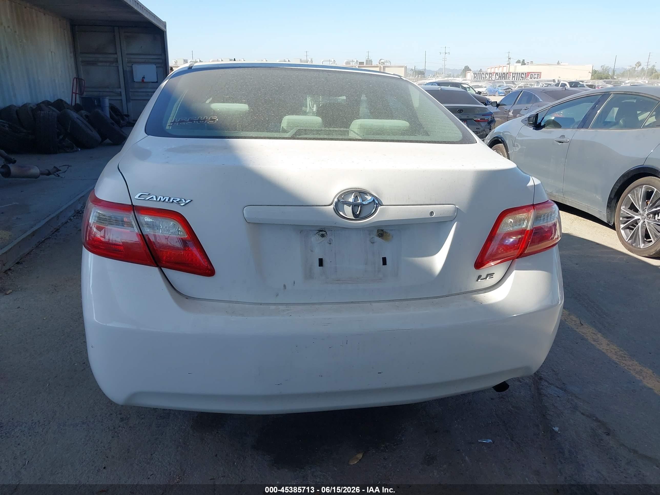2009 Toyota Camry Le White vin: 4T4BE46K79R085744
