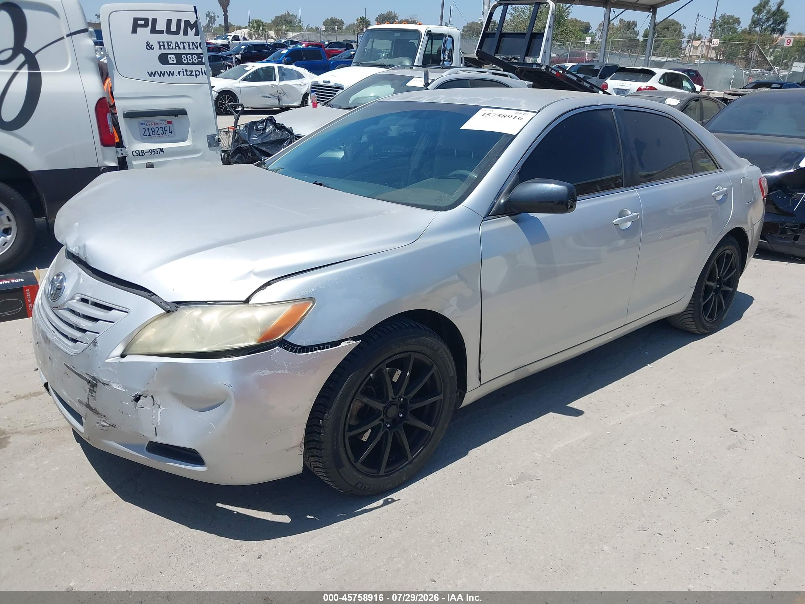2009 Toyota Camry Le Серебряный vin: 4T4BE46K79R086814