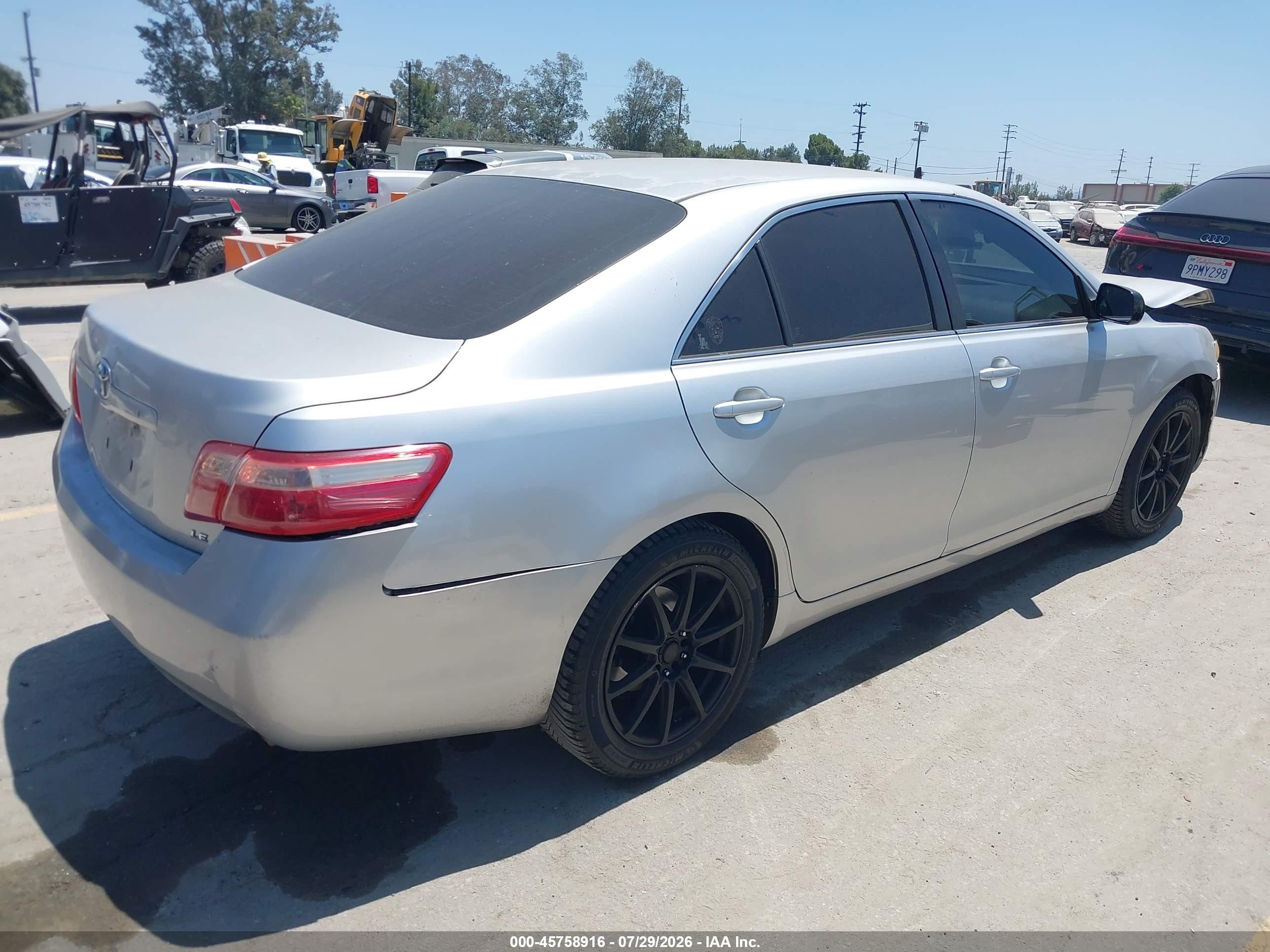 2009 Toyota Camry Le Серебряный vin: 4T4BE46K79R086814