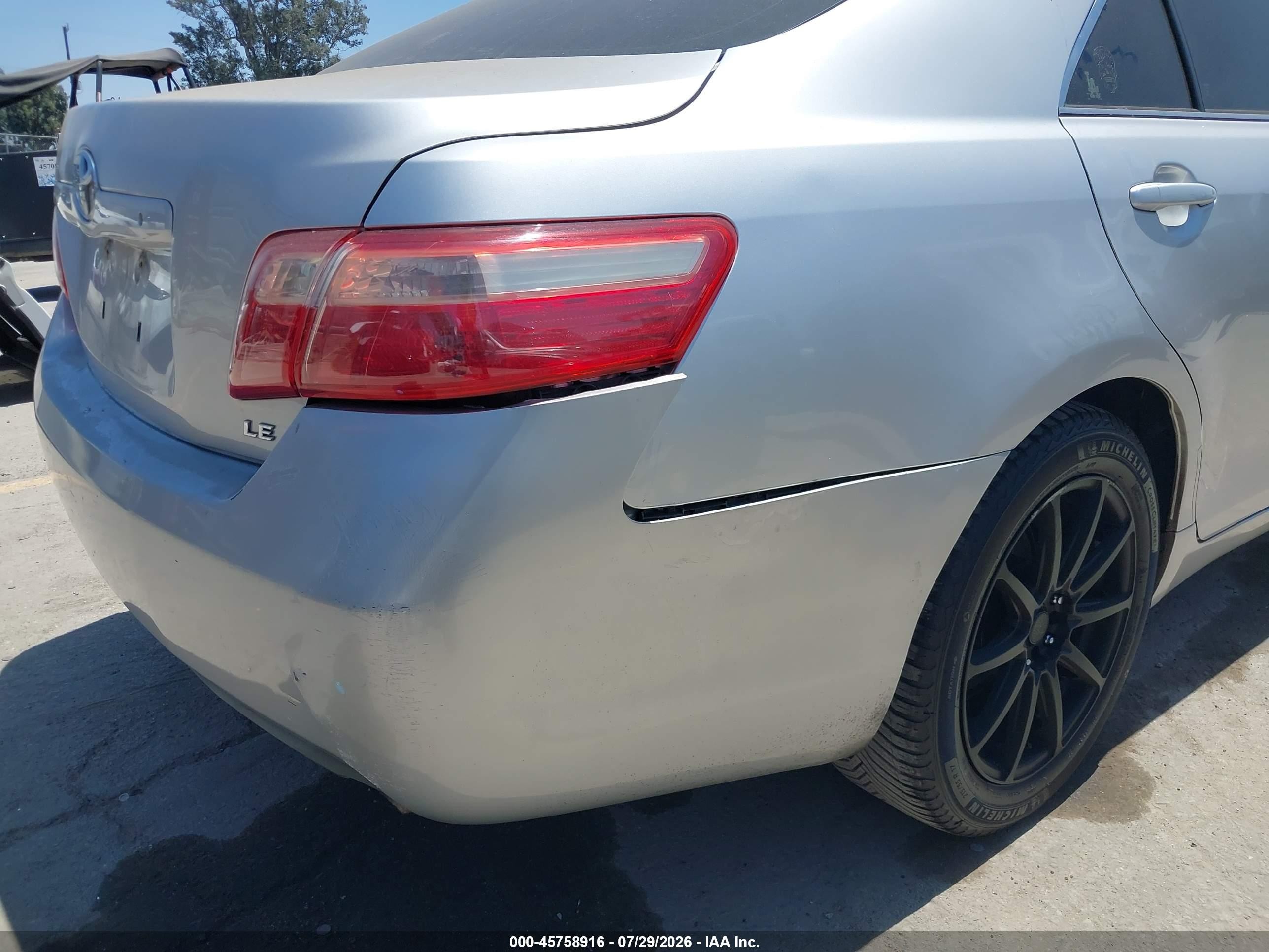 2009 Toyota Camry Le Серебряный vin: 4T4BE46K79R086814