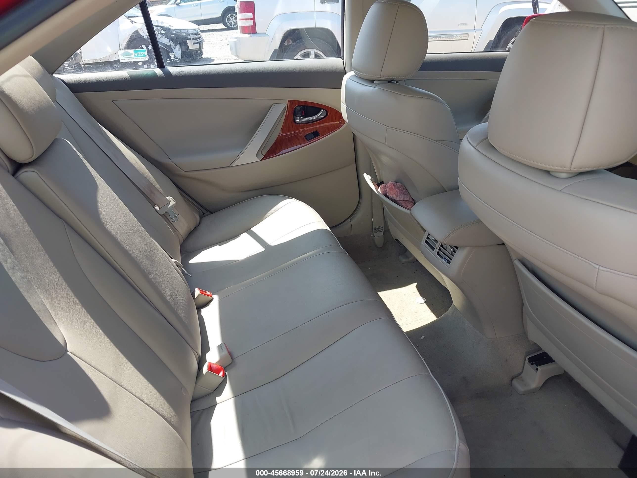 2009 Toyota Camry Xle Красный vin: 4T4BE46K79R100453