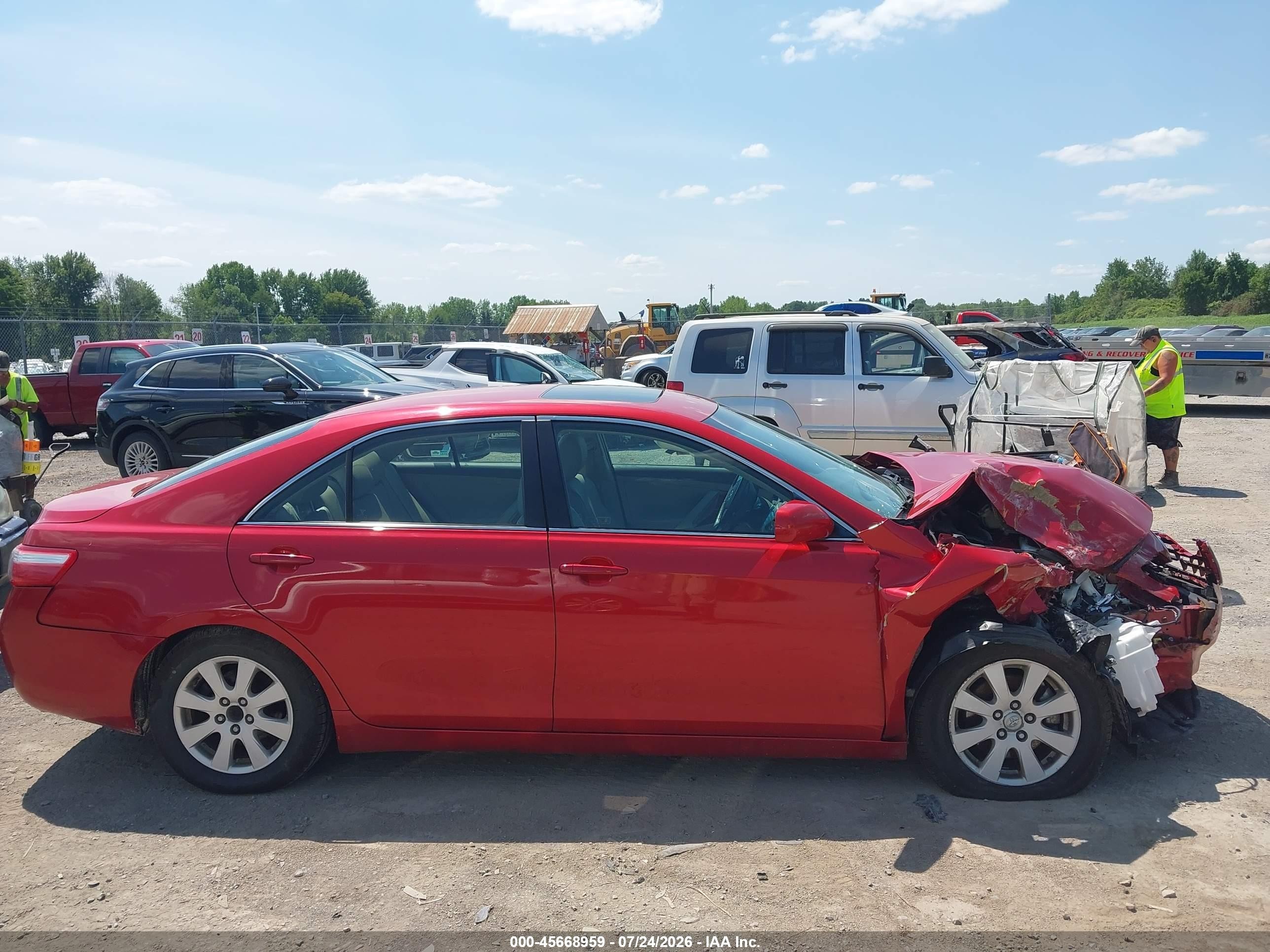 2009 Toyota Camry Xle Красный vin: 4T4BE46K79R100453