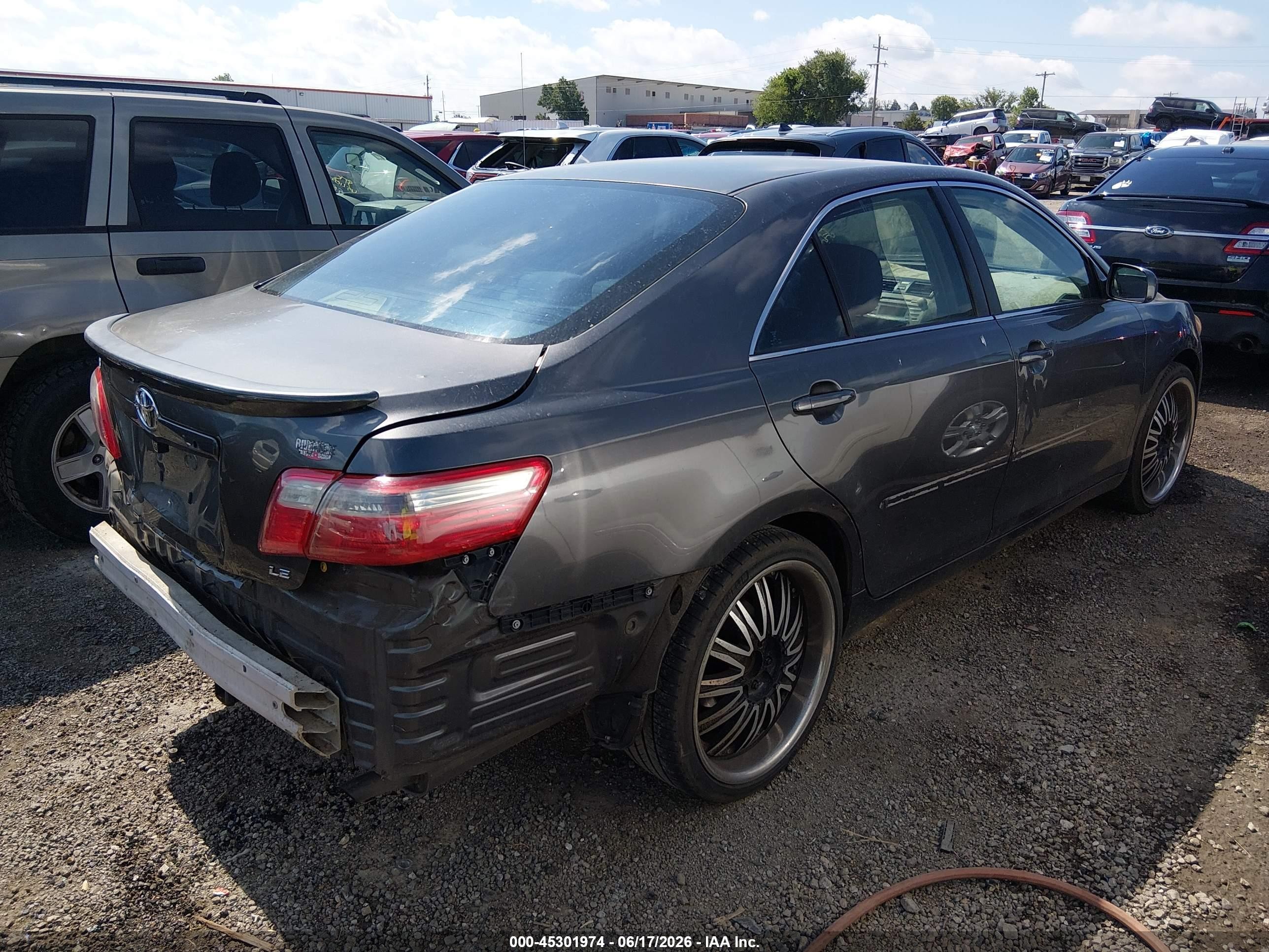 2009 Toyota Camry Le Gray vin: 4T4BE46K79R119780