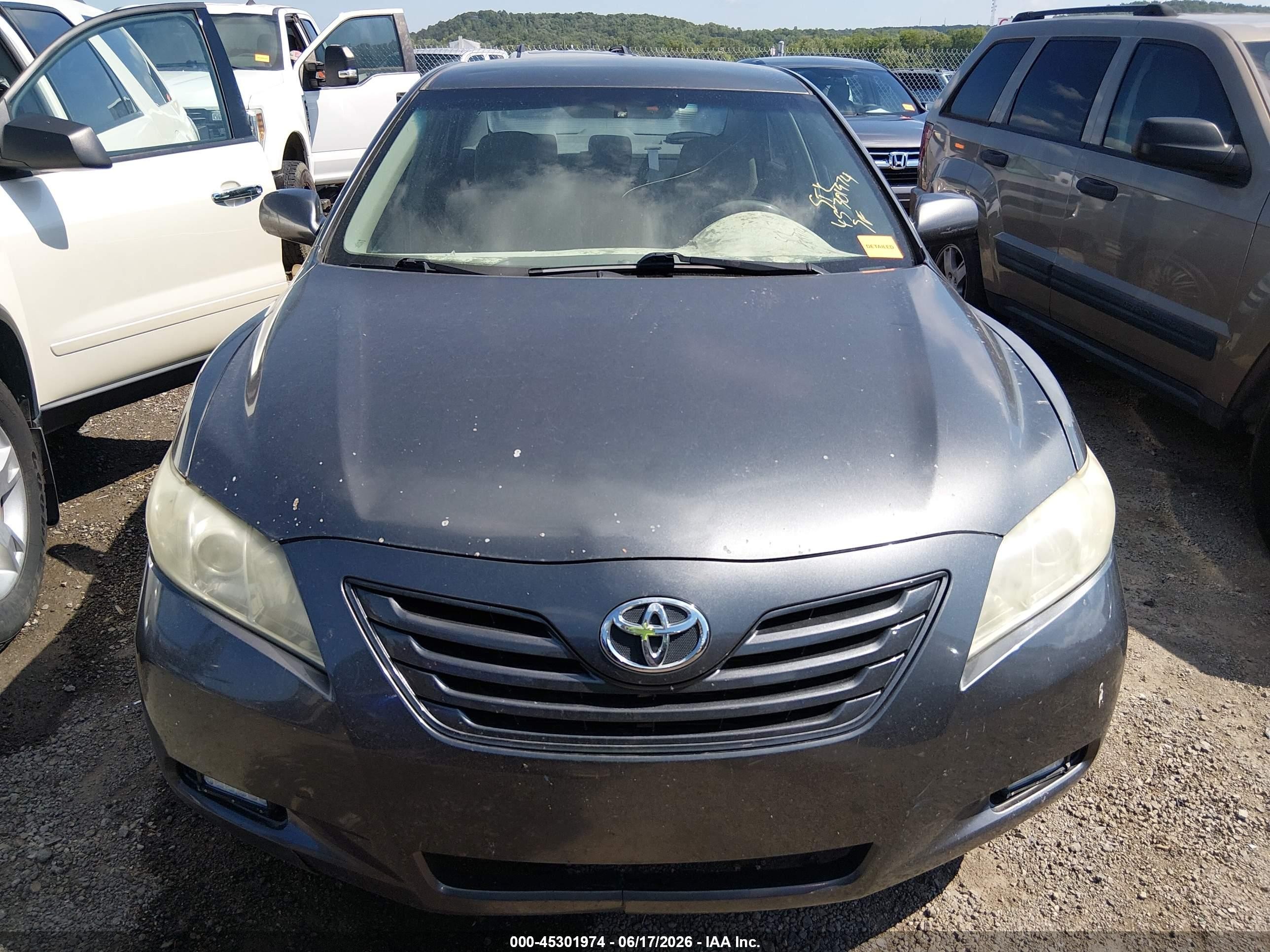 2009 Toyota Camry Le Gray vin: 4T4BE46K79R119780