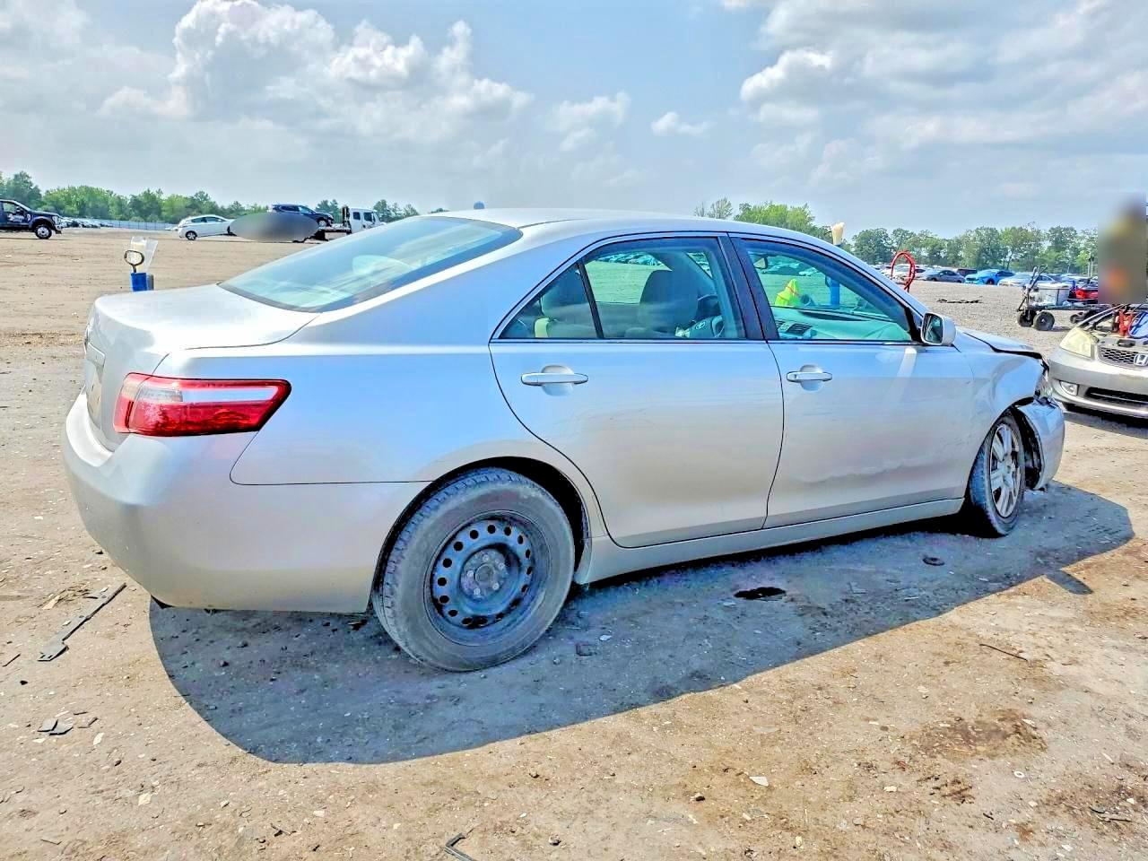 2009 Toyota Camry Base Silver vin: 4T4BE46K79R120525