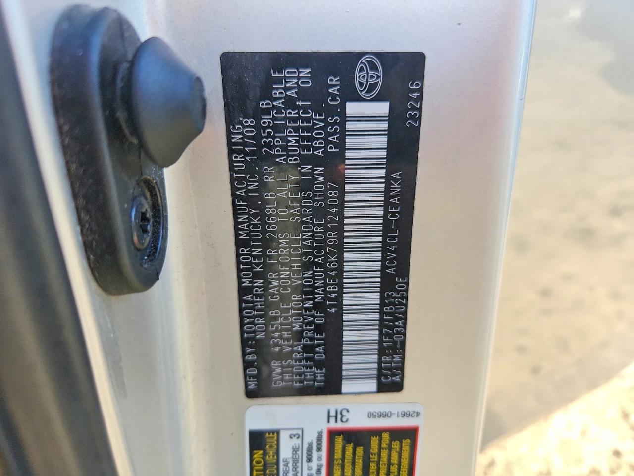 2009 Toyota Camry Le Silver vin: 4T4BE46K79R124087