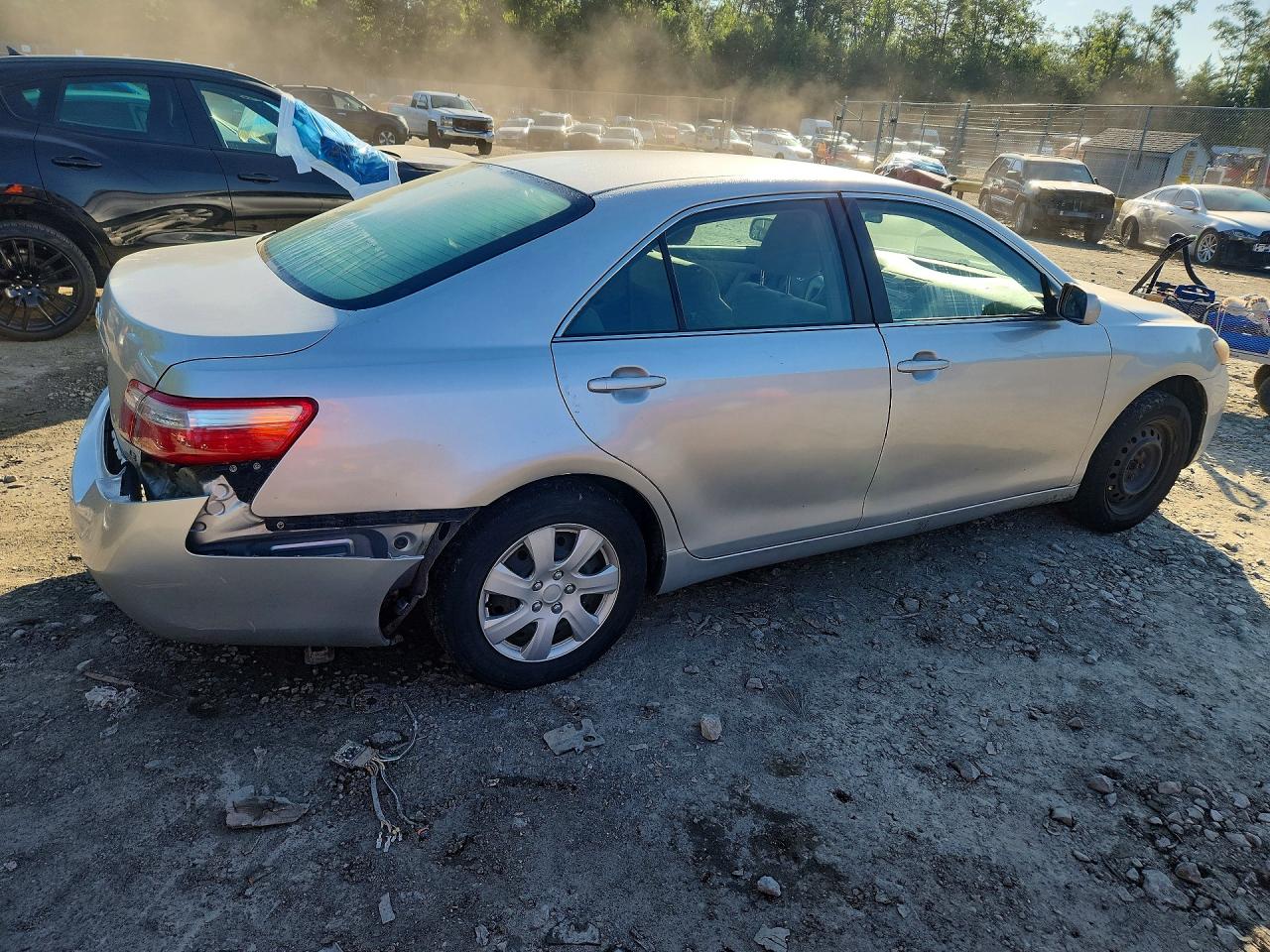 2009 Toyota Camry Le Silver vin: 4T4BE46K79R124087