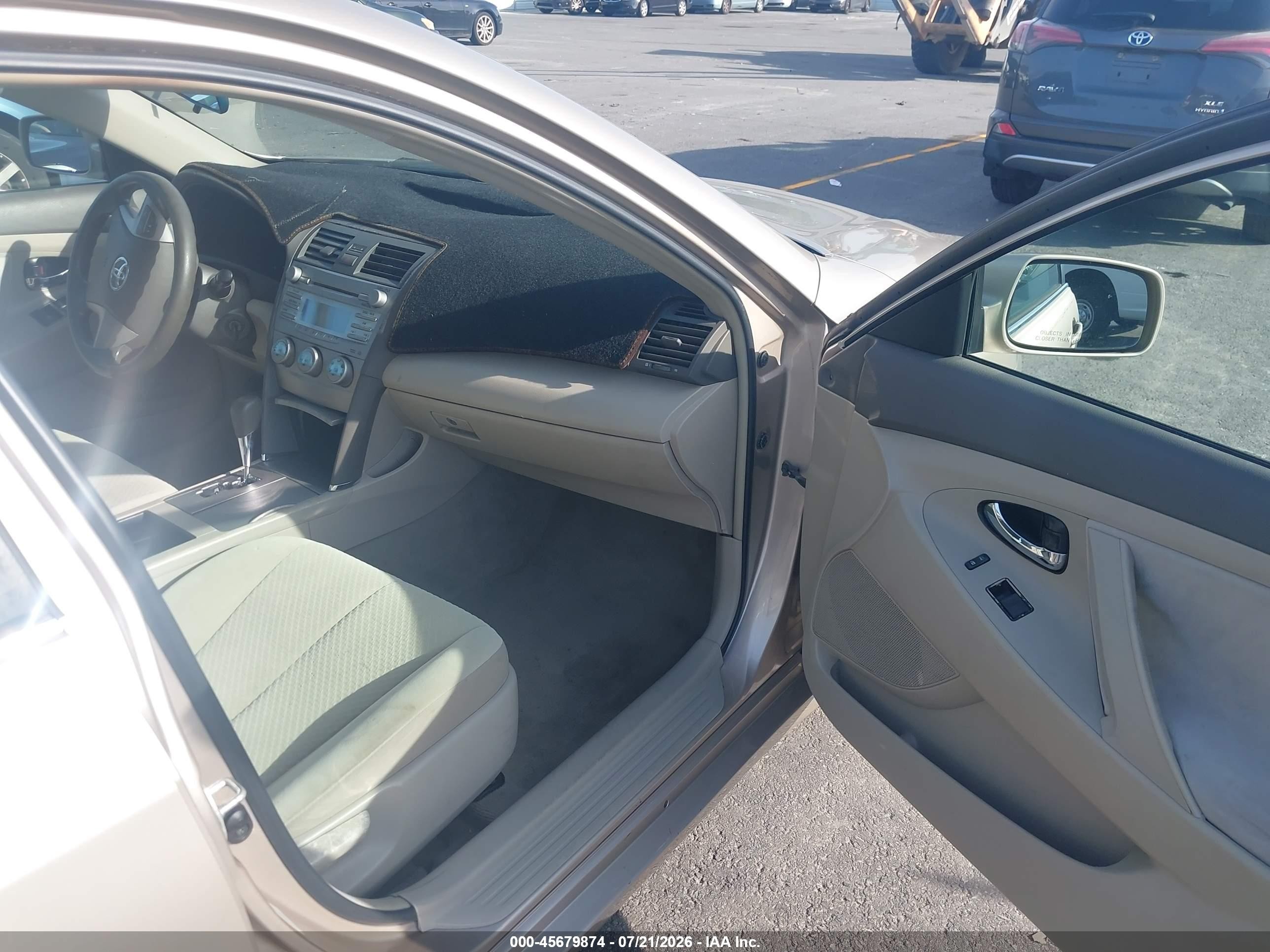 2007 Toyota Camry Ce Gold vin: 4T4BE46K87R009205