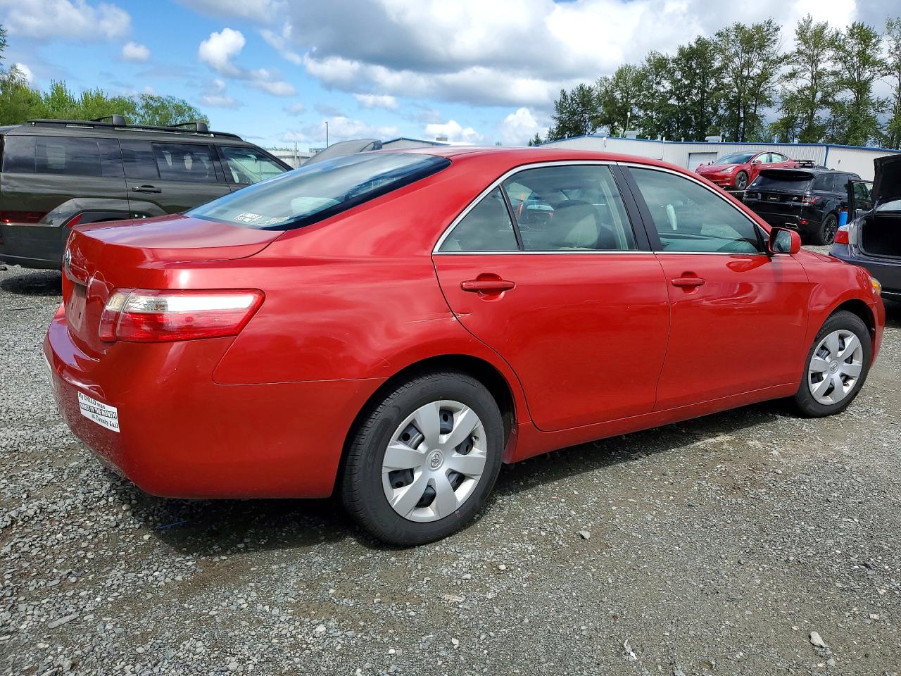 2008 Toyota Camry Le Red vin: 4T4BE46K88R042707