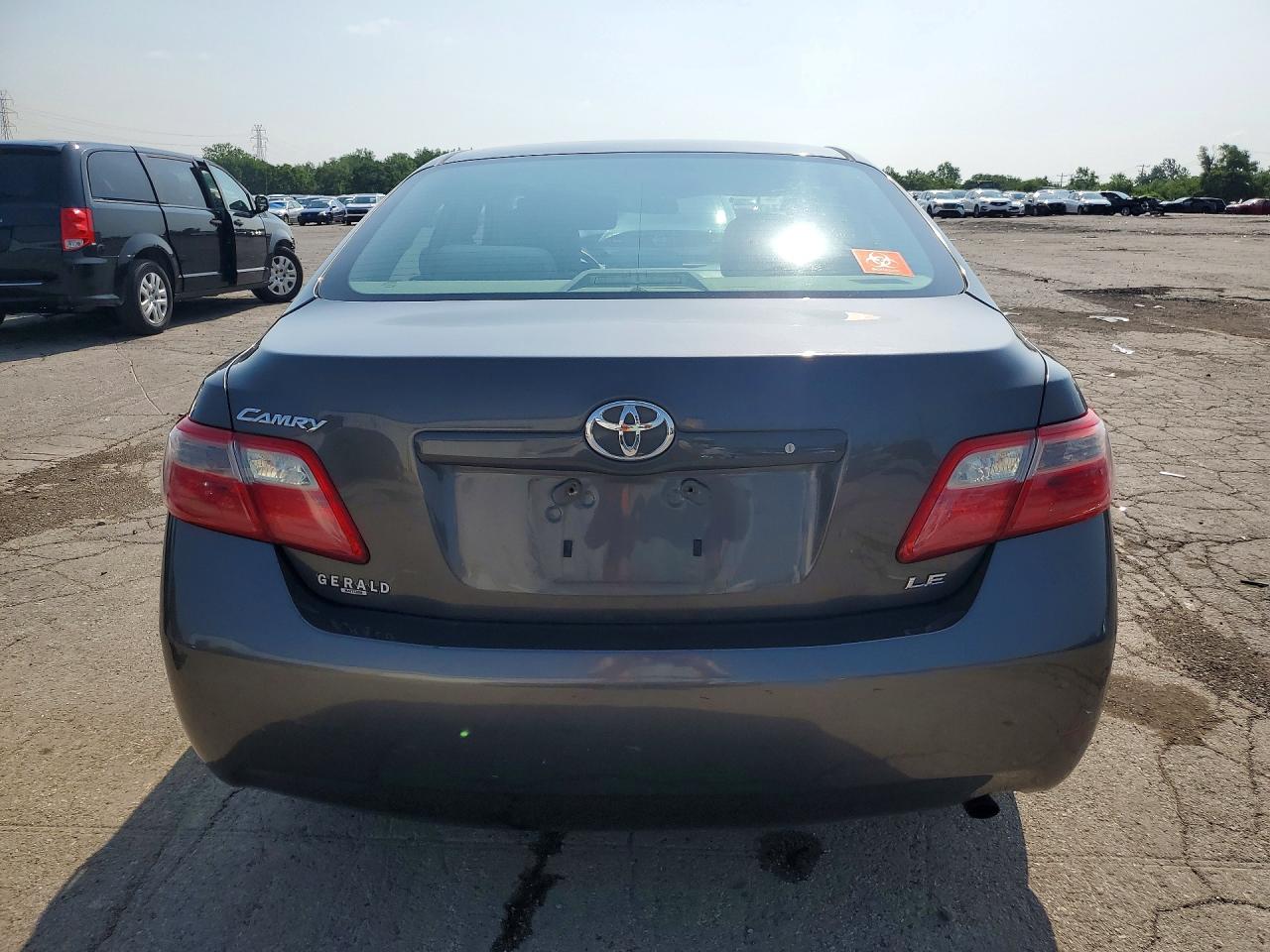 2009 Toyota Camry Le Серый vin: 4T4BE46K89R048041