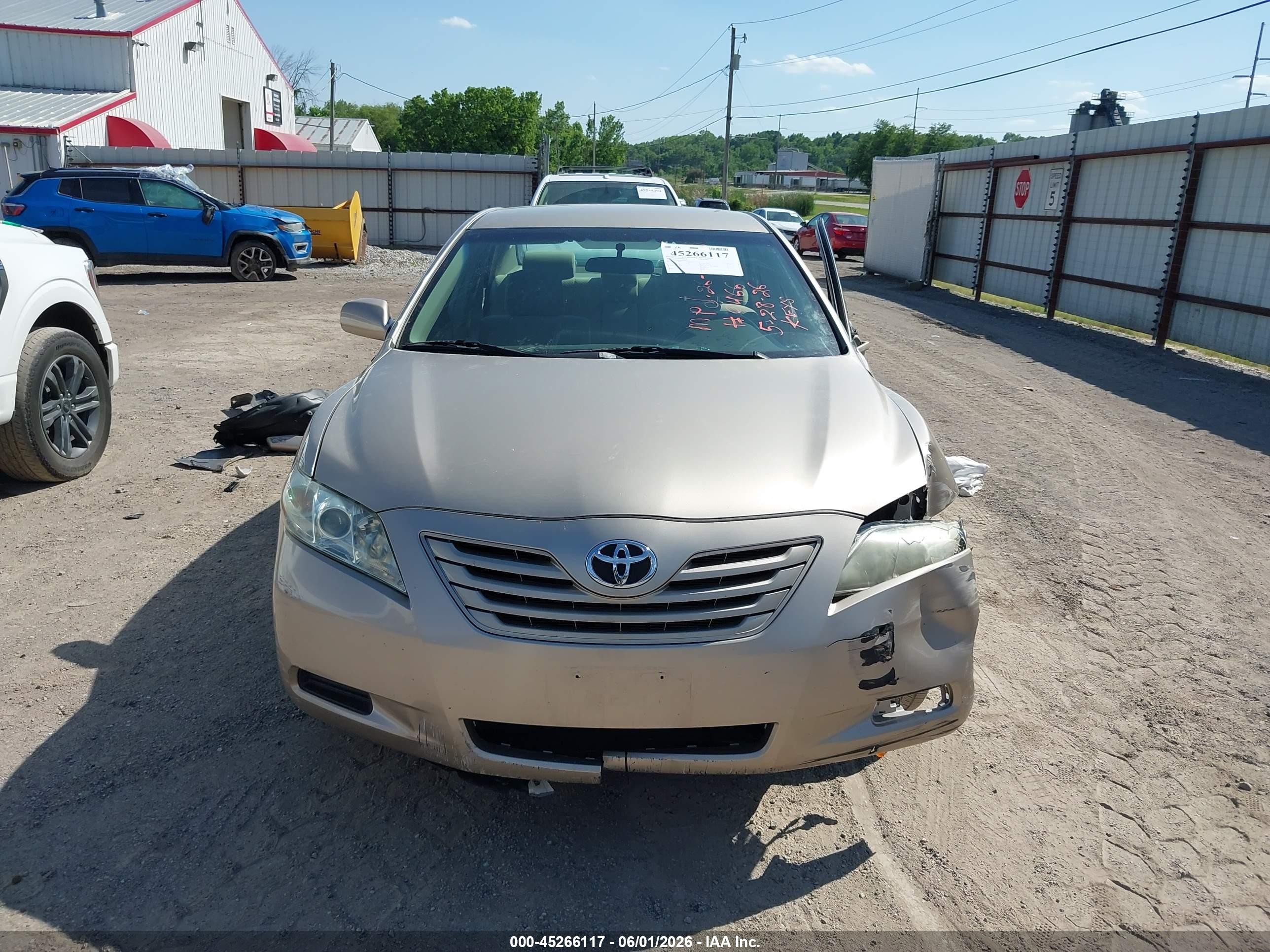 2009 Toyota Camry Le Beige vin: 4T4BE46K89R050338