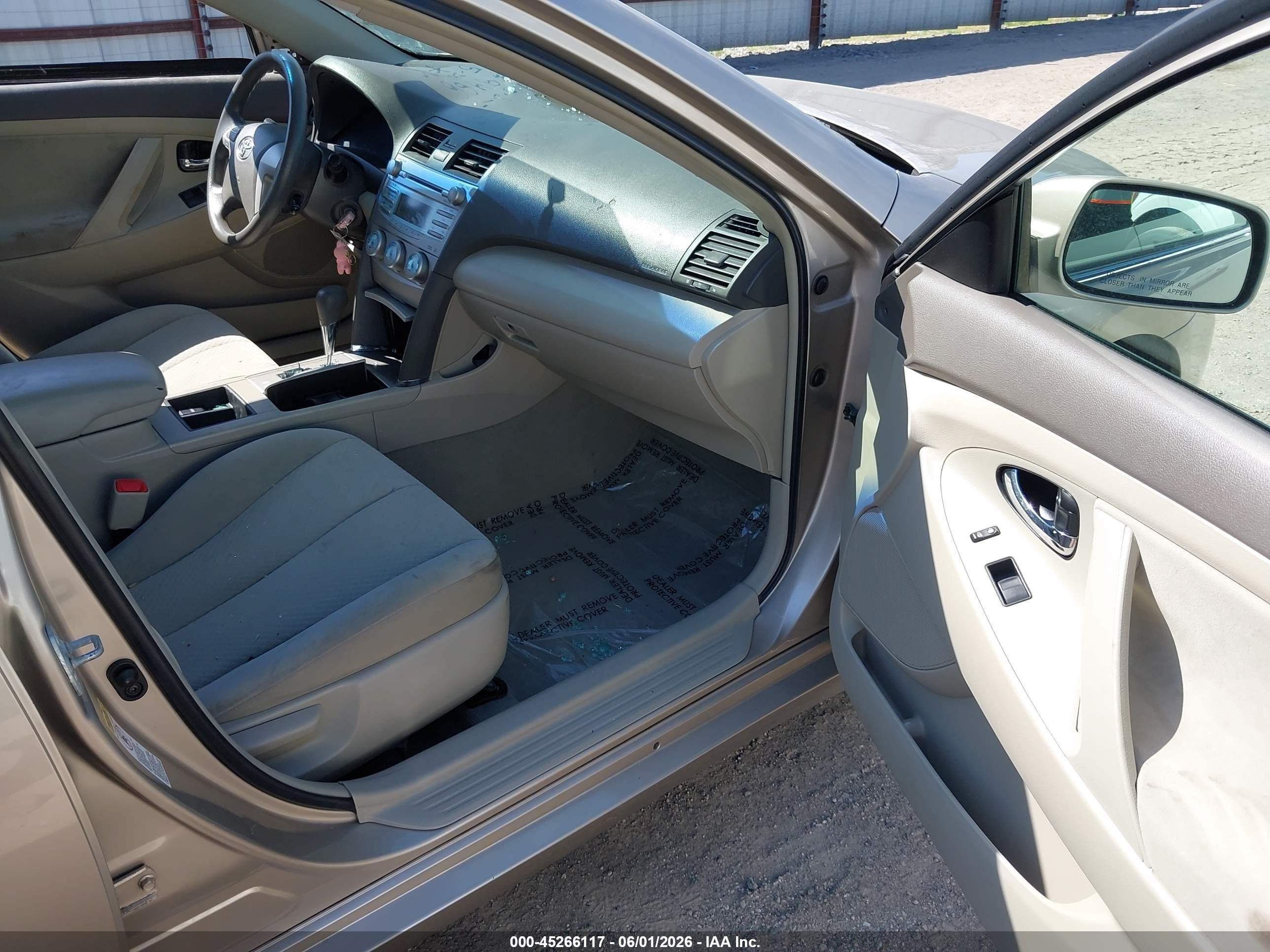 2009 Toyota Camry Le Beige vin: 4T4BE46K89R050338