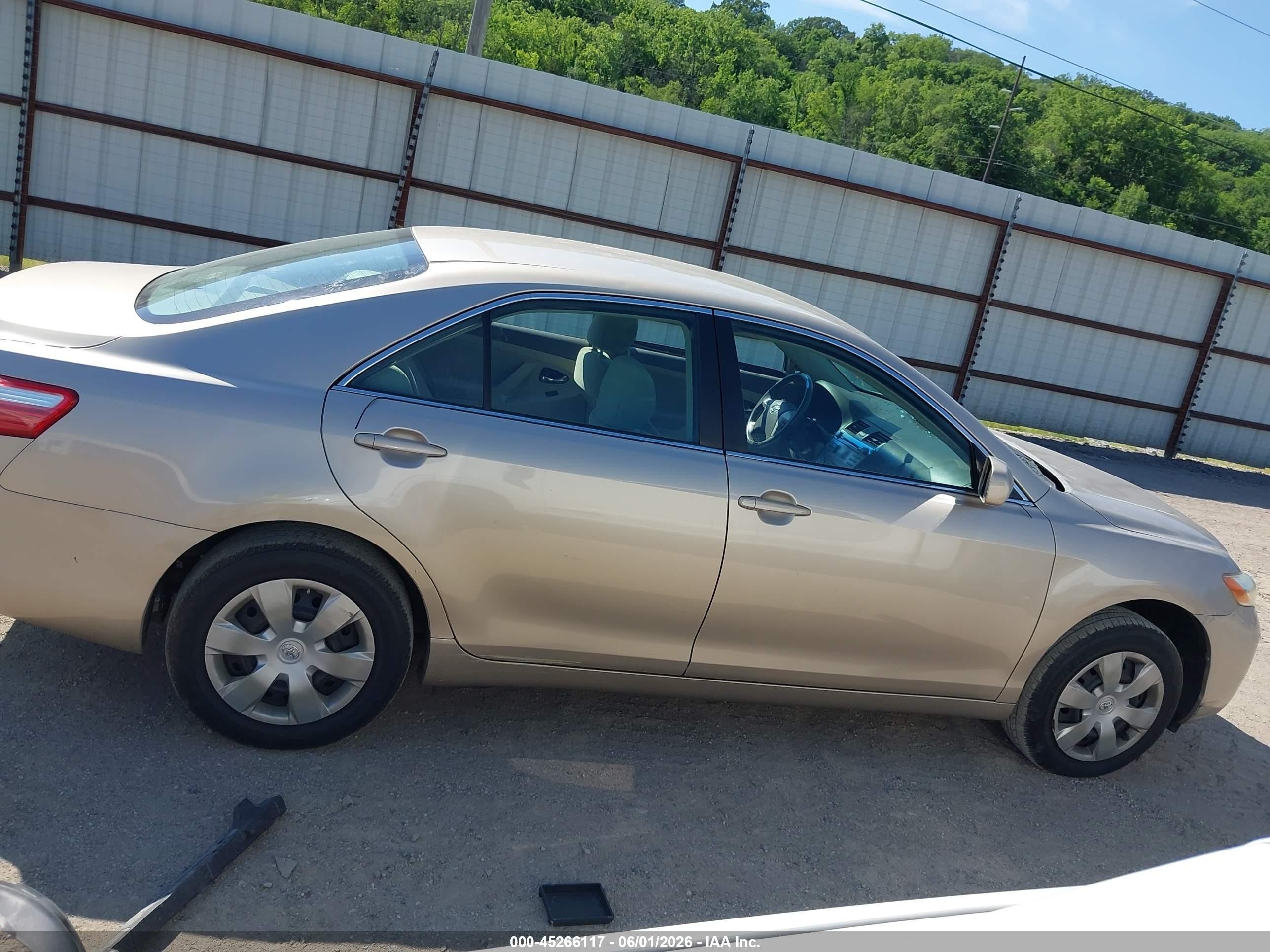 2009 Toyota Camry Le Beige vin: 4T4BE46K89R050338