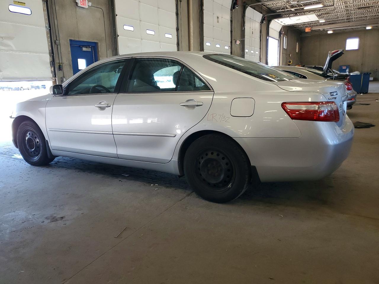 2009 Toyota Camry Le Серебряный vin: 4T4BE46K89R058200
