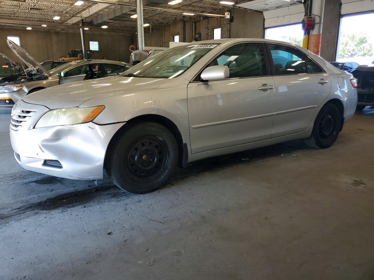 2009 Toyota Camry Le Silver vin: 4T4BE46K89R058200