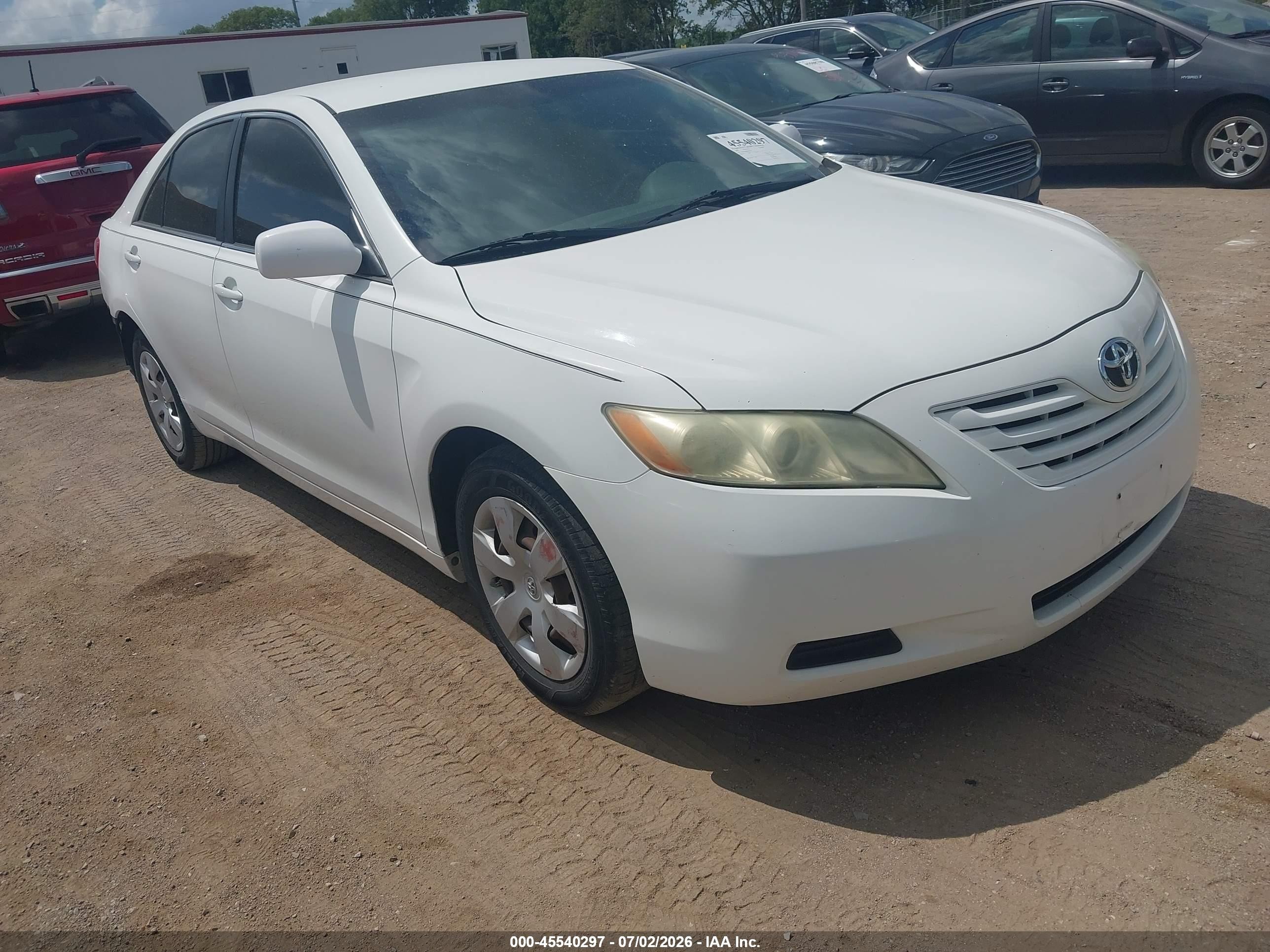 2009 Toyota Camry Le White vin: 4T4BE46K89R060027