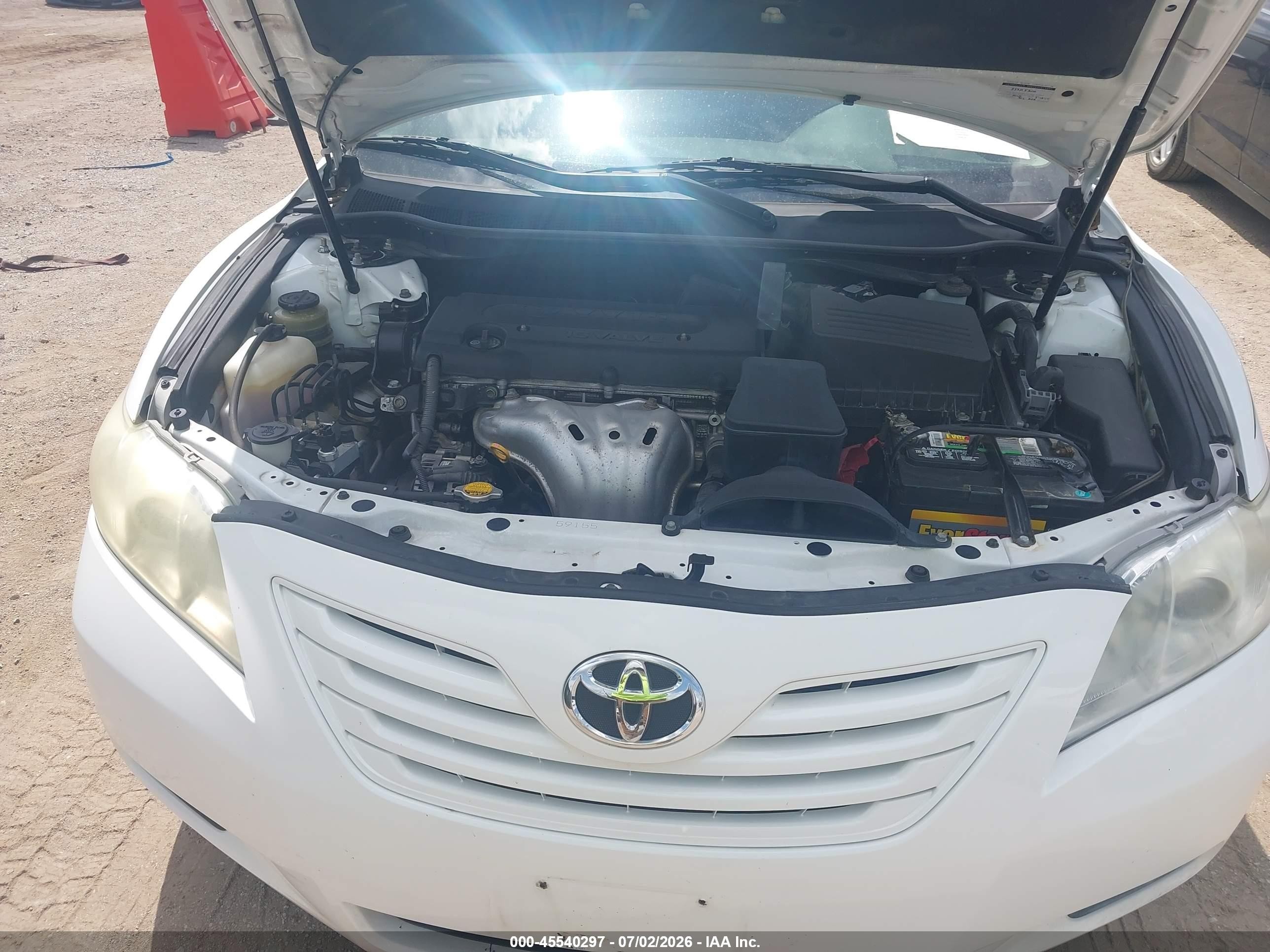 2009 Toyota Camry Le White vin: 4T4BE46K89R060027