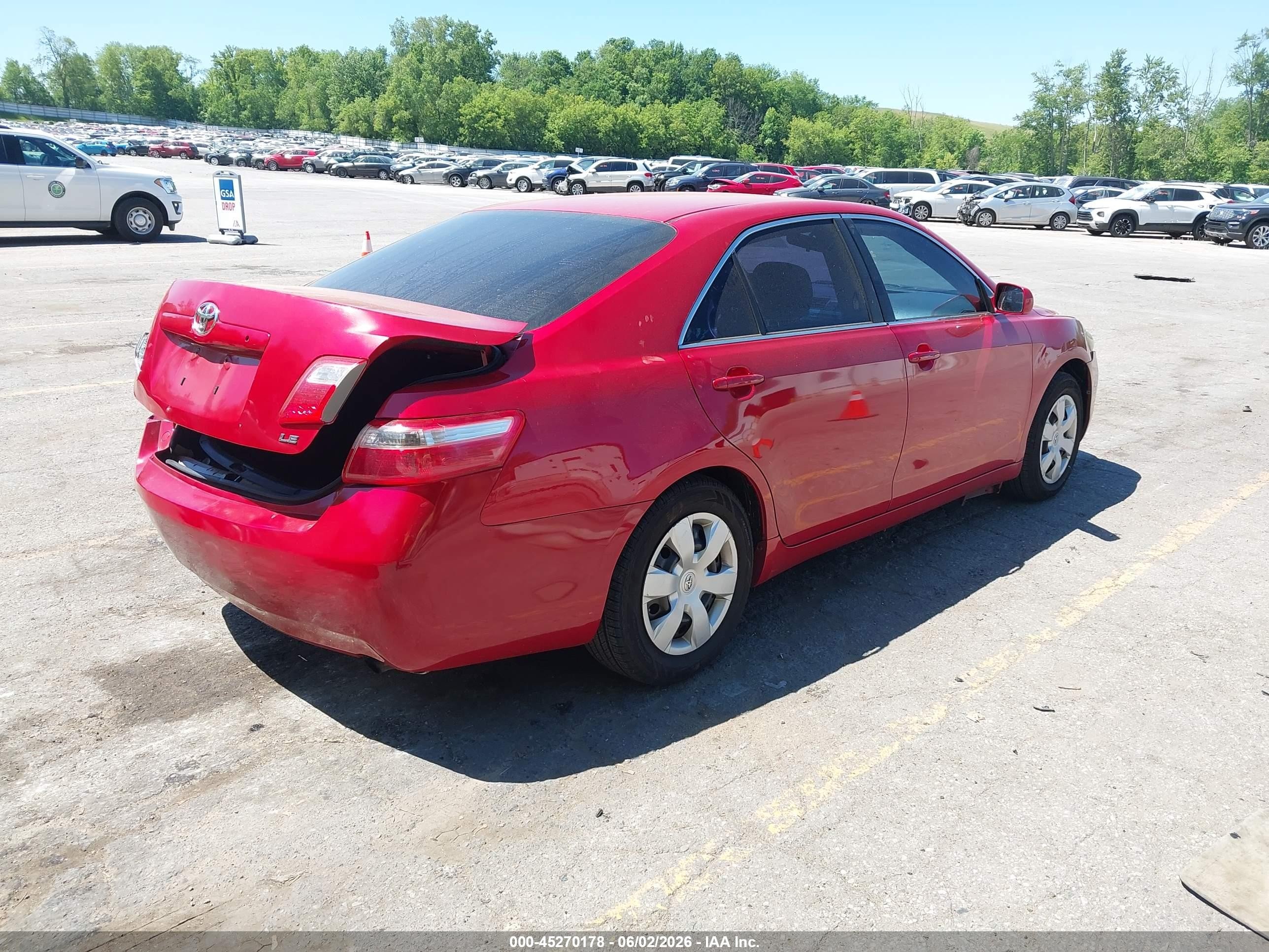 2009 Toyota Camry Le Red vin: 4T4BE46K89R063994