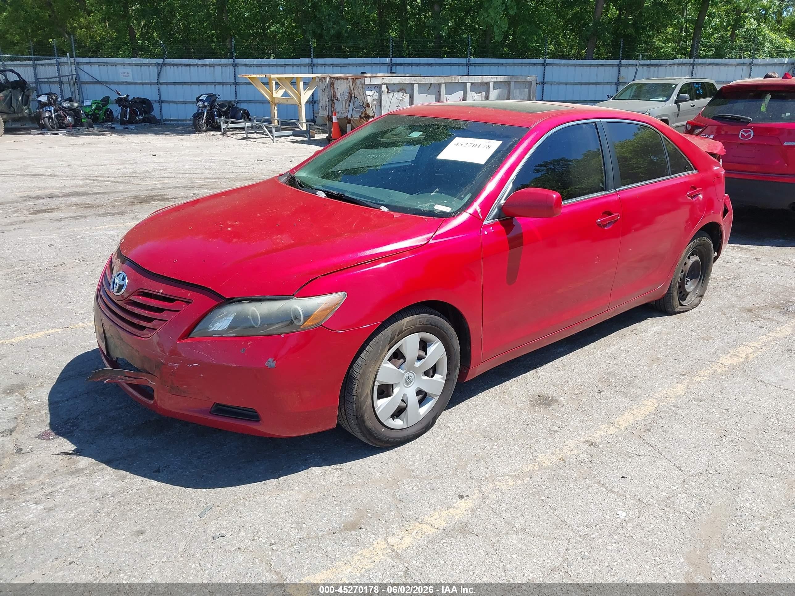 2009 Toyota Camry Le Red vin: 4T4BE46K89R063994