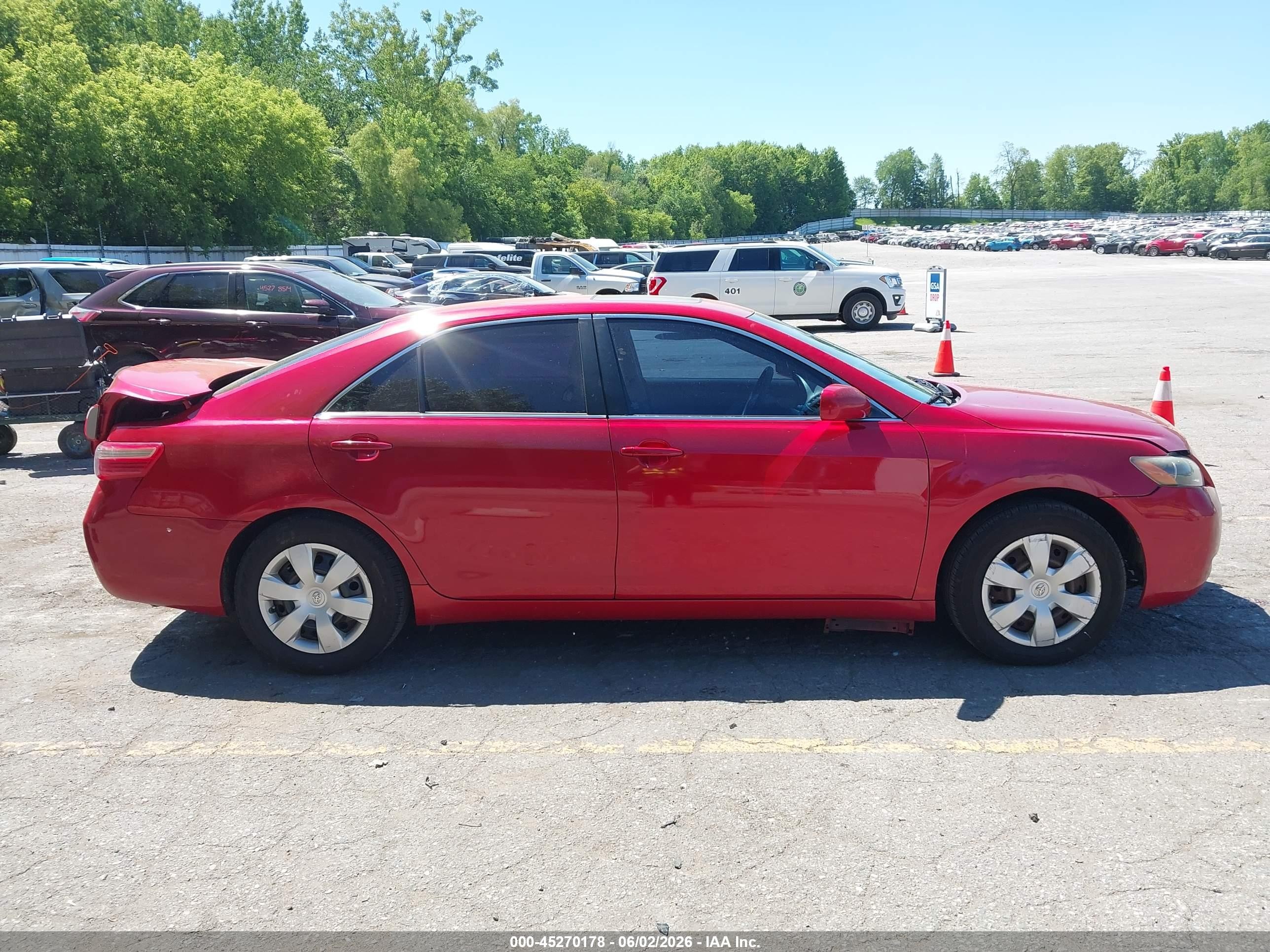 2009 Toyota Camry Le Red vin: 4T4BE46K89R063994