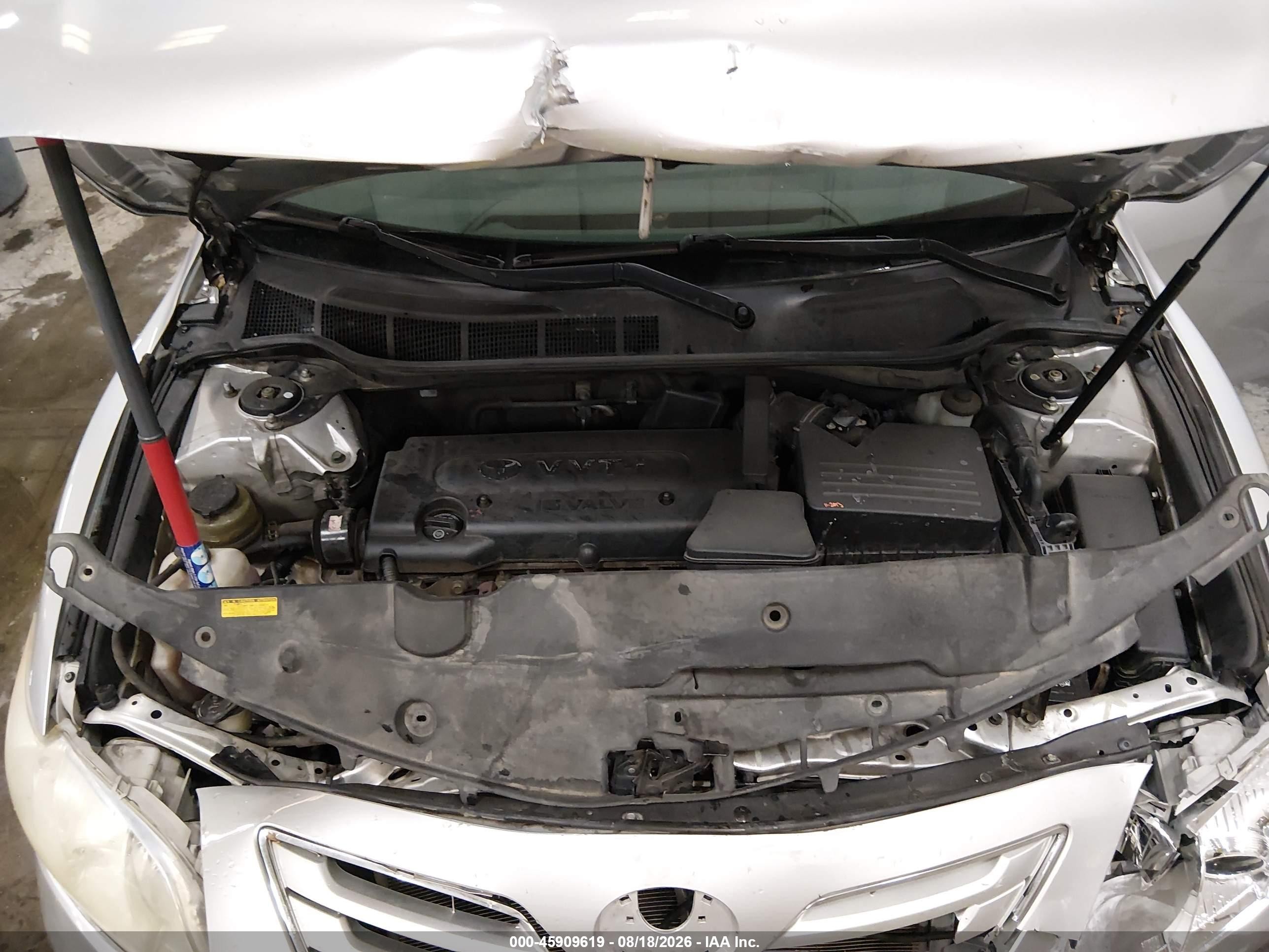 2009 Toyota Camry Le Silver vin: 4T4BE46K89R074316