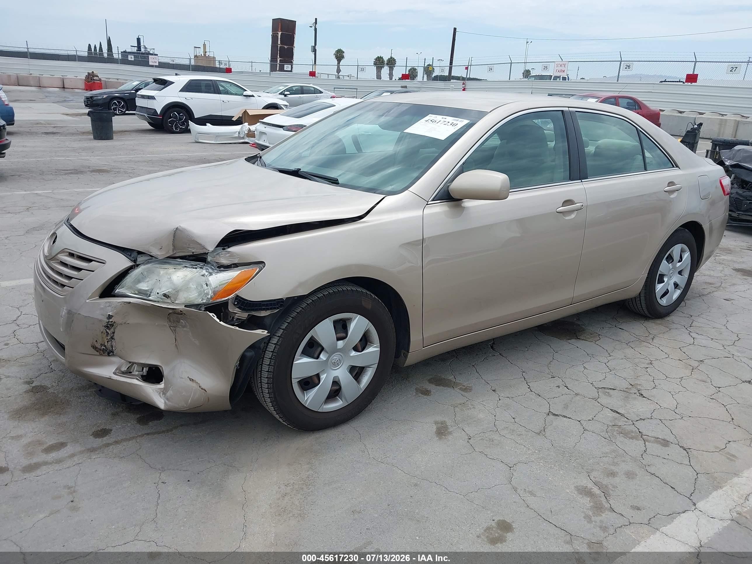 2009 Toyota Camry Le Champagne vin: 4T4BE46K89R087874