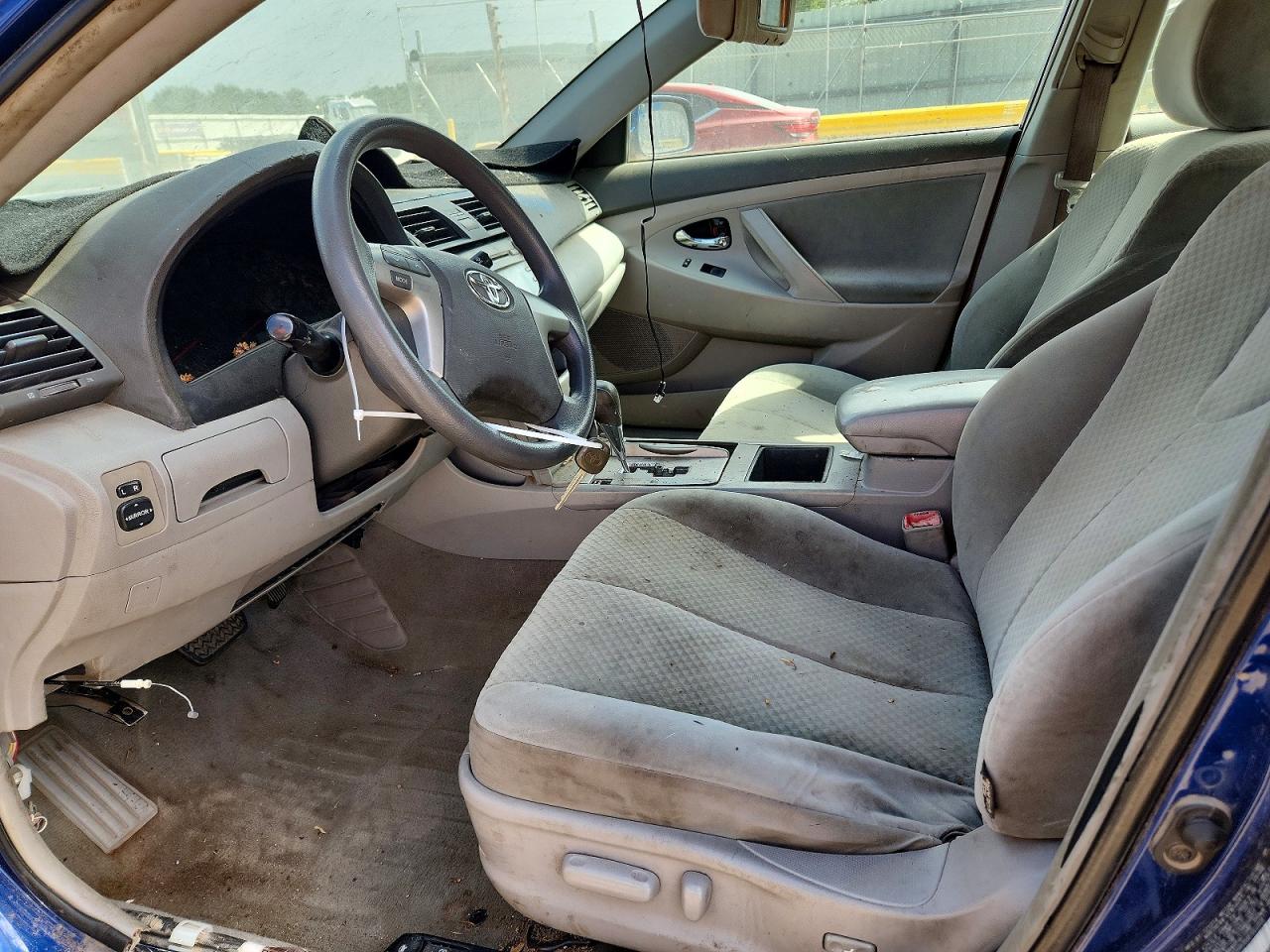 2009 Toyota Camry Le Blue vin: 4T4BE46K89R103359