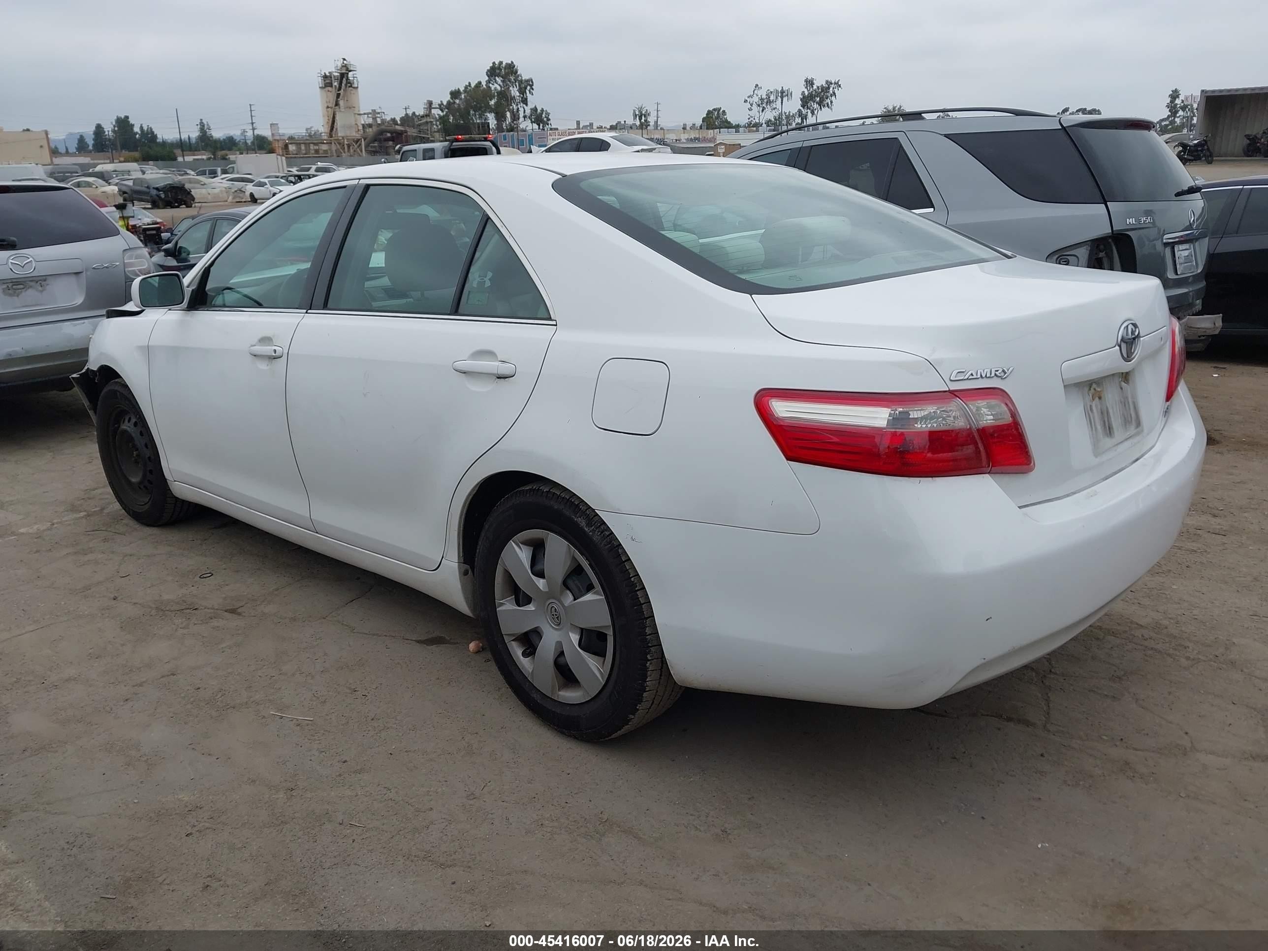 2009 Toyota Camry Le White vin: 4T4BE46K89R108724