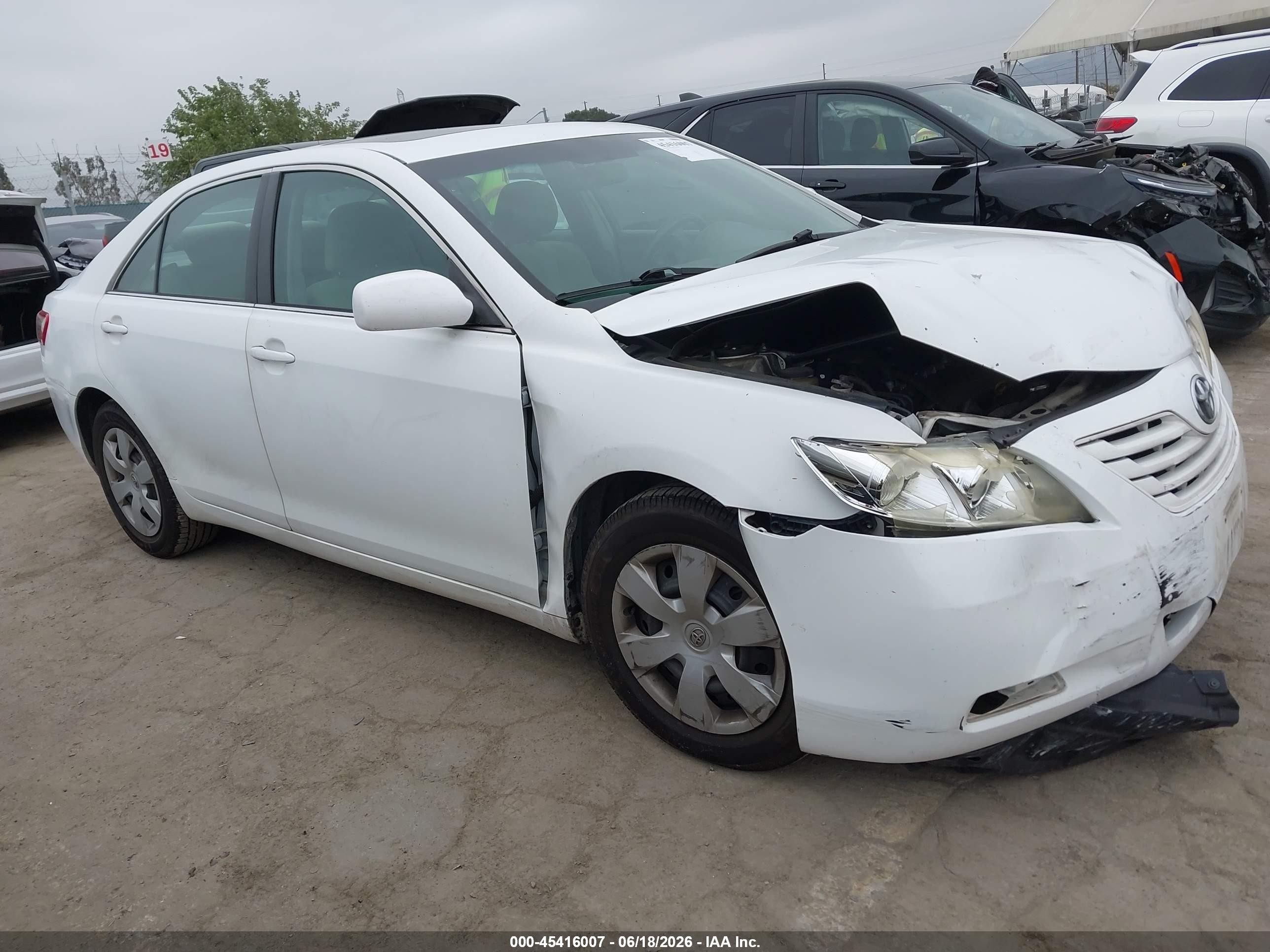 2009 Toyota Camry Le White vin: 4T4BE46K89R108724