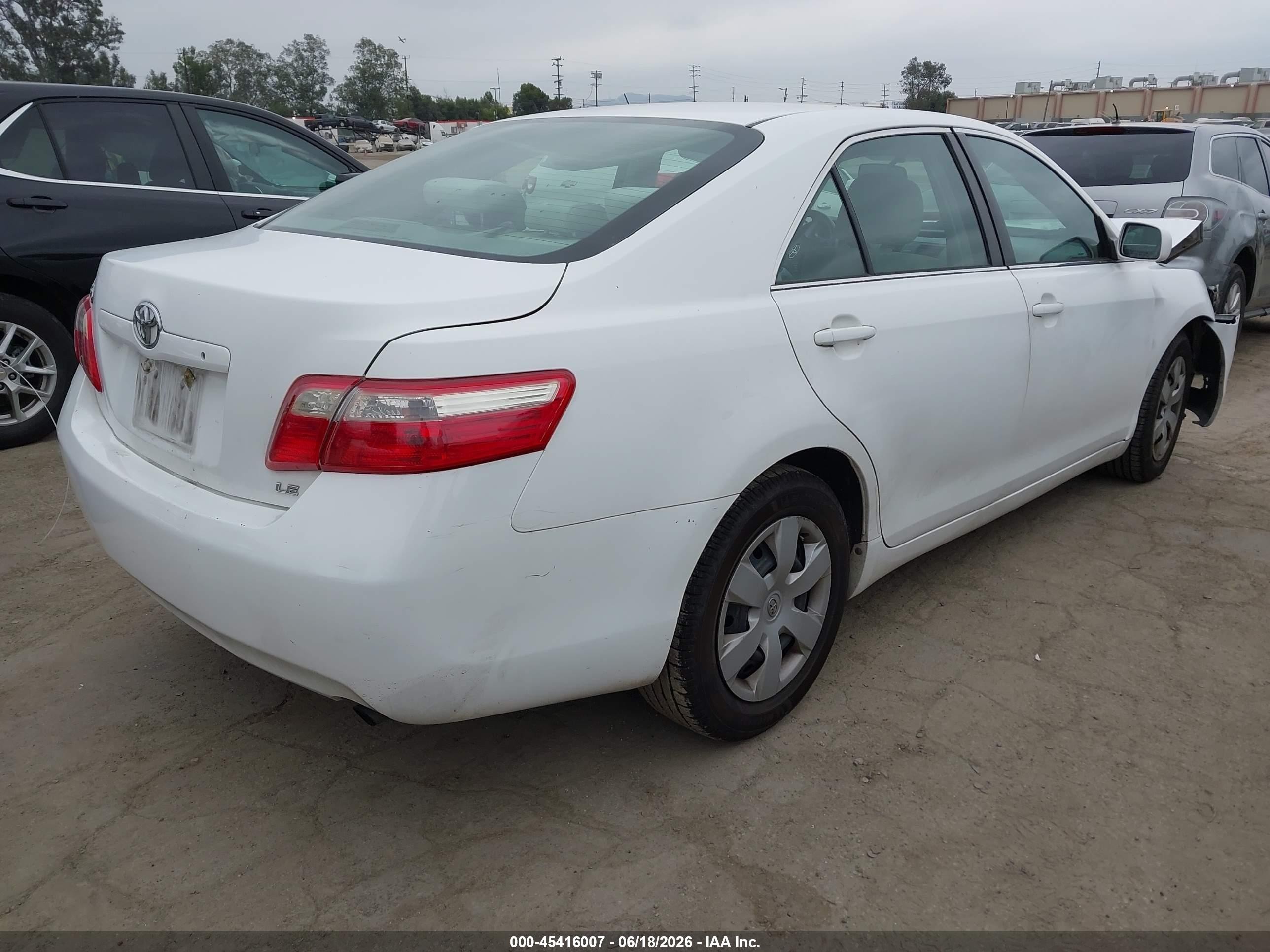 2009 Toyota Camry Le White vin: 4T4BE46K89R108724