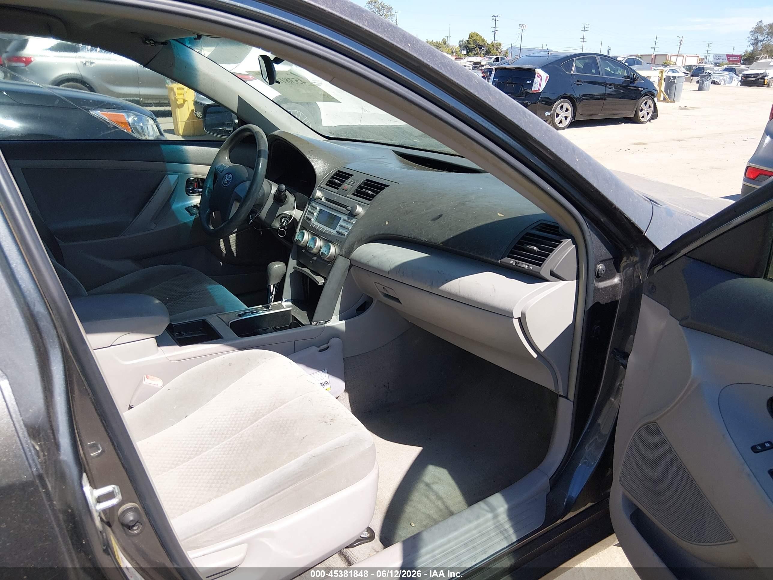2009 Toyota Camry Le Черный vin: 4T4BE46K89R115141