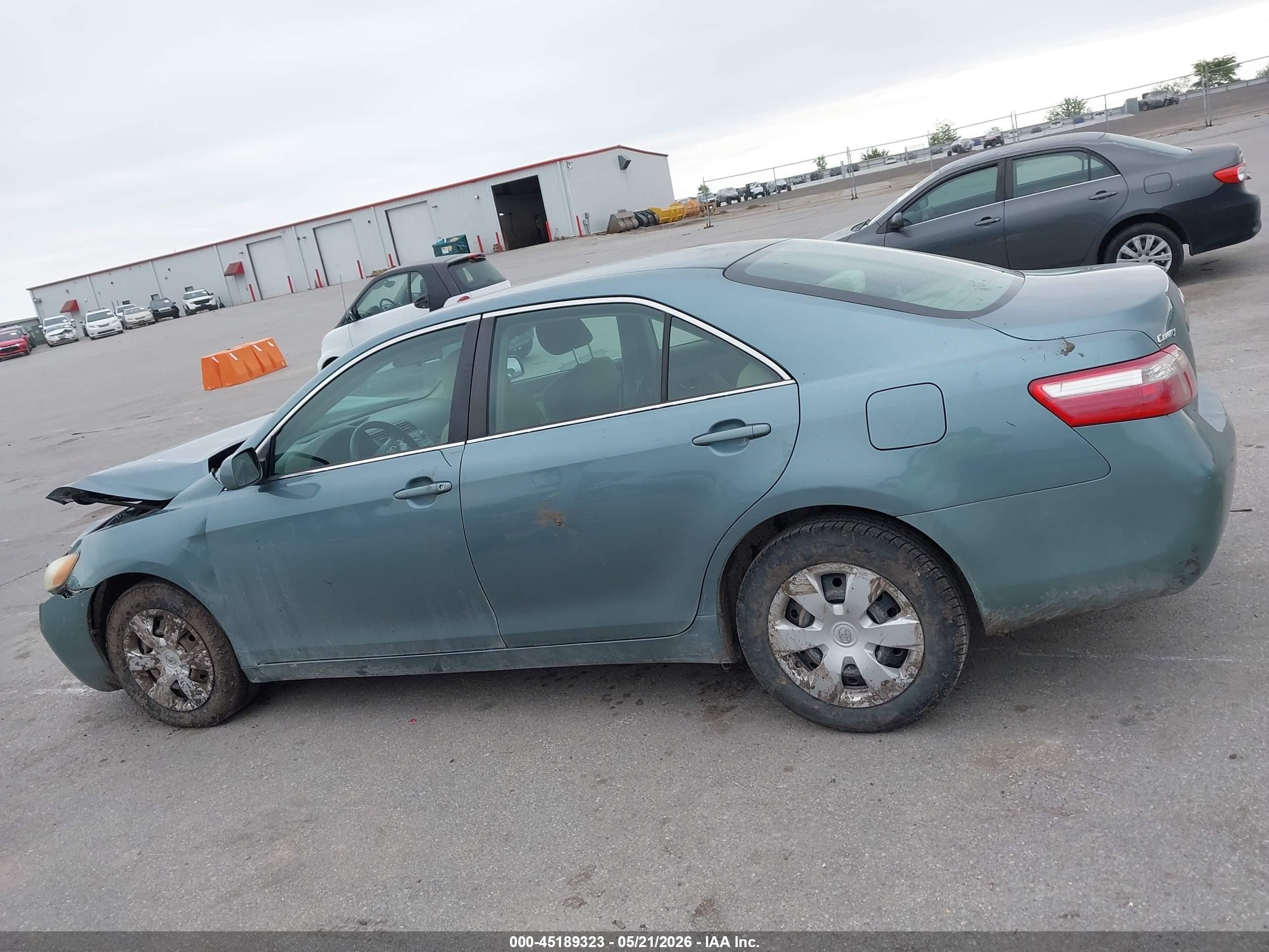 2009 Toyota Camry Le Light Blue vin: 4T4BE46K89R115382