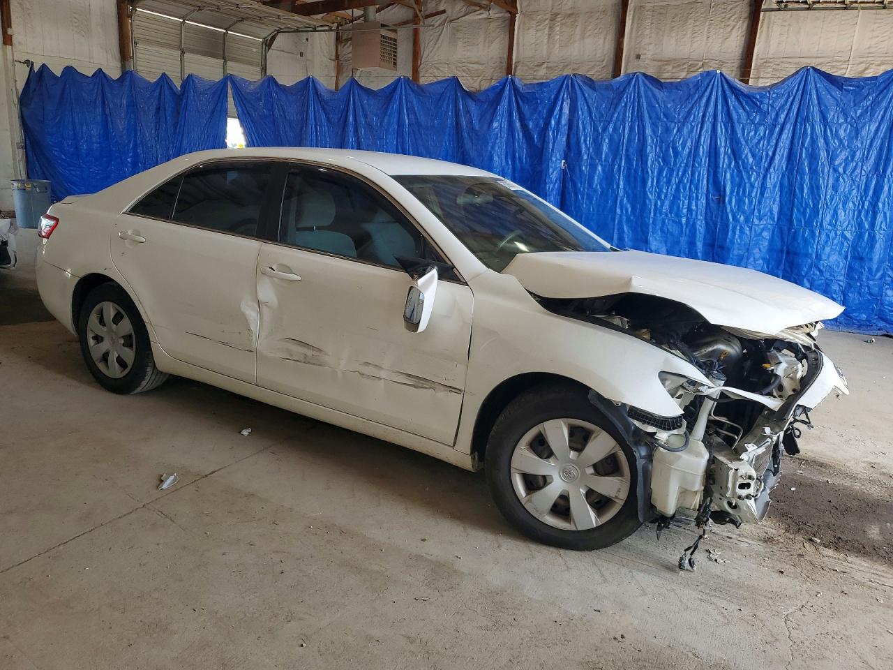 2009 Toyota Camry Le White vin: 4T4BE46K89R116239