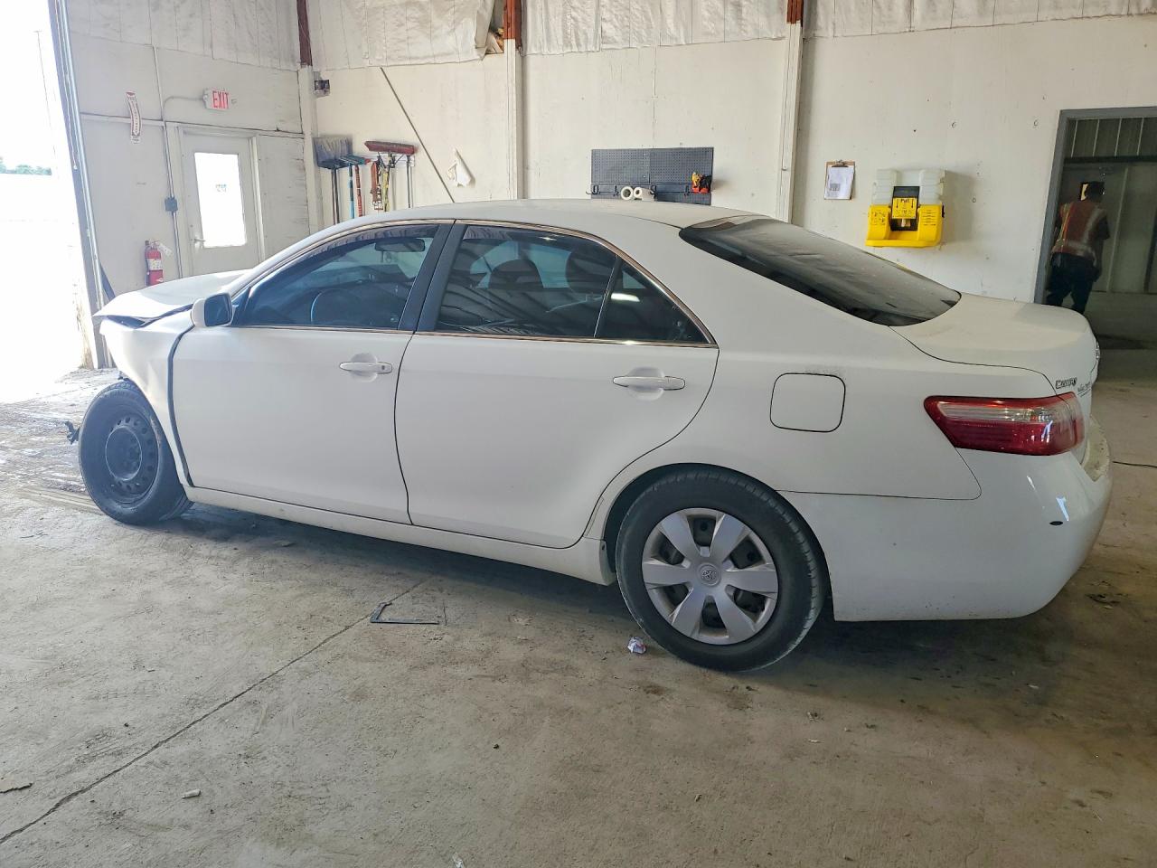 2009 Toyota Camry Le White vin: 4T4BE46K89R116239