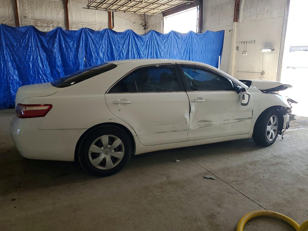 2009 Toyota Camry Le White vin: 4T4BE46K89R116239
