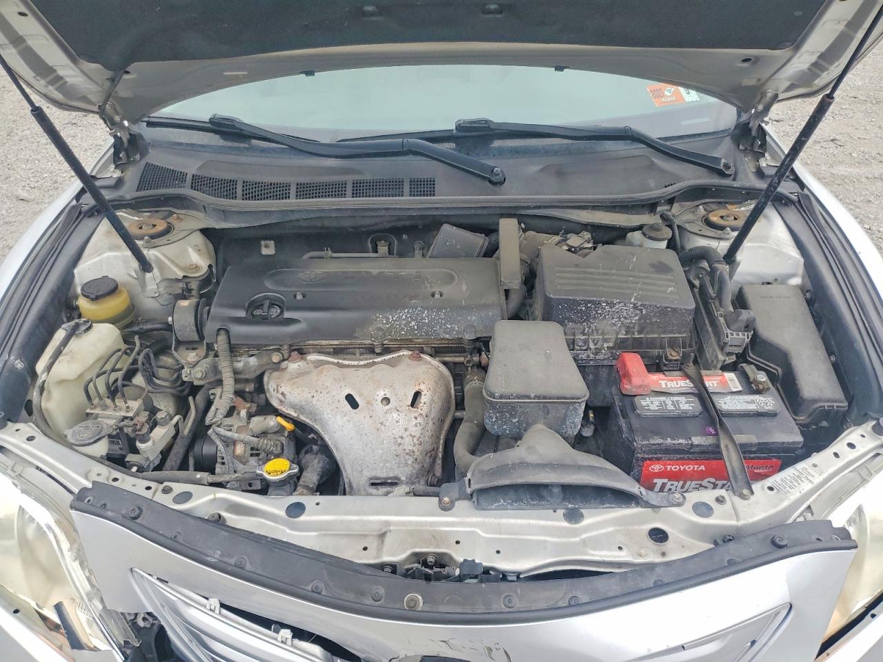 2009 Toyota Camry Le Silver vin: 4T4BE46K89R121814