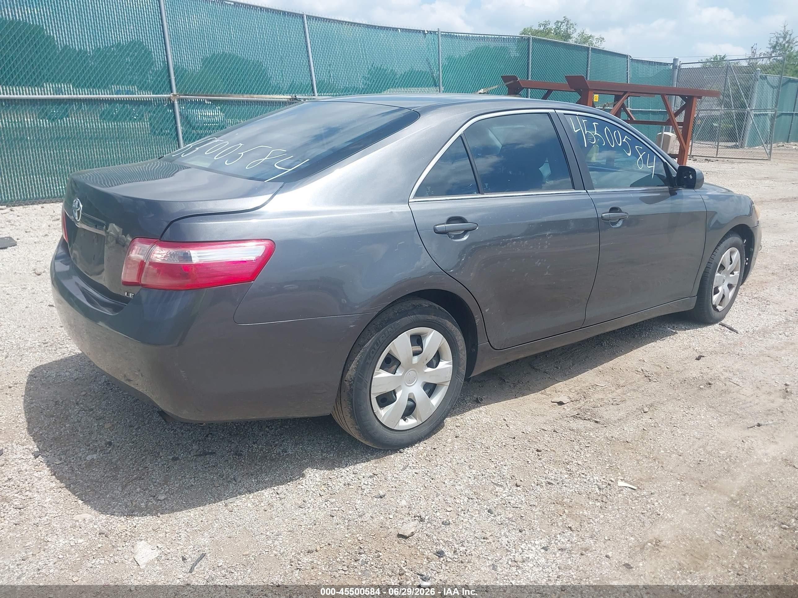 2009 Toyota Camry Le Gray vin: 4T4BE46K89R129511
