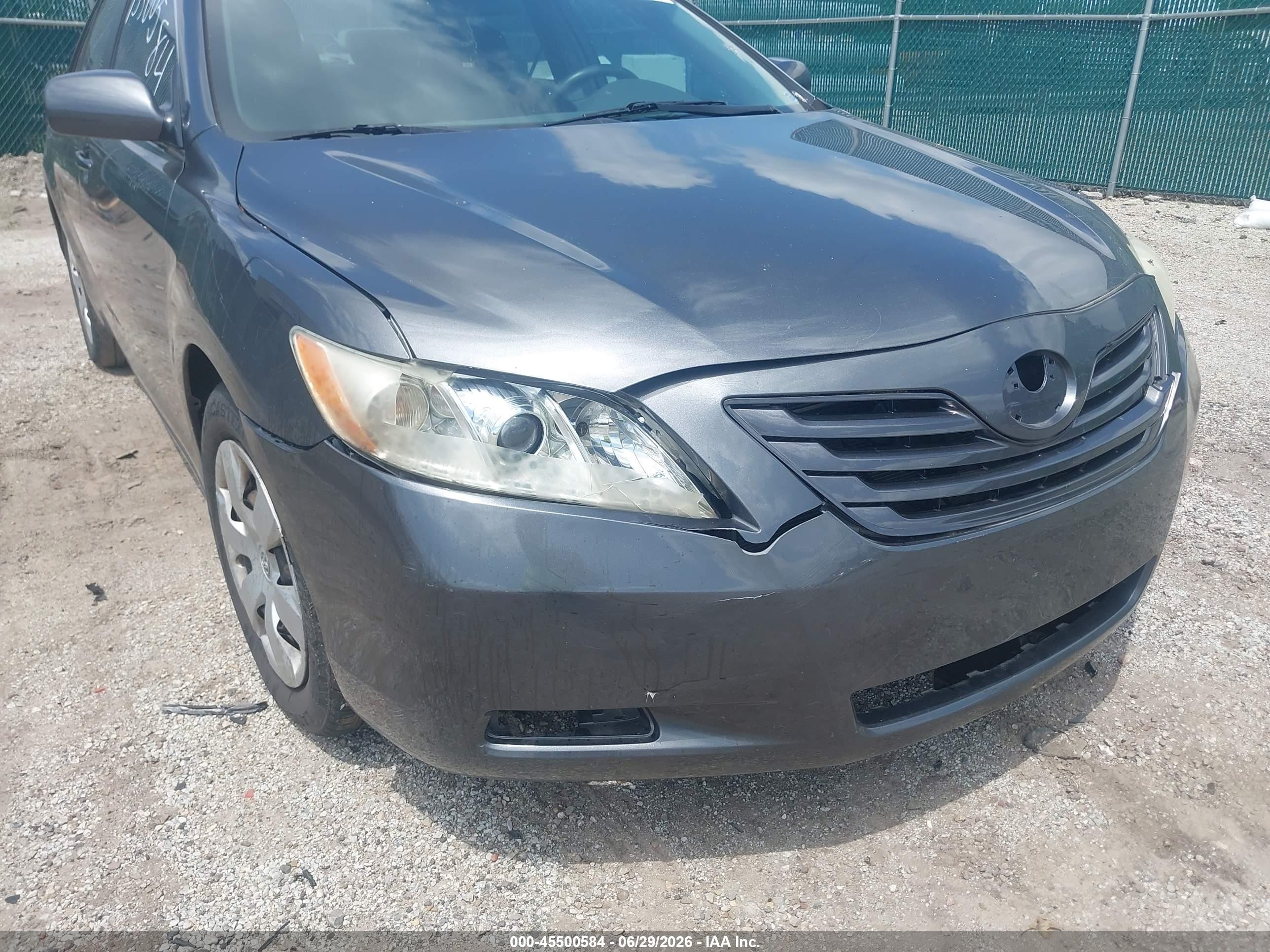 2009 Toyota Camry Le Gray vin: 4T4BE46K89R129511