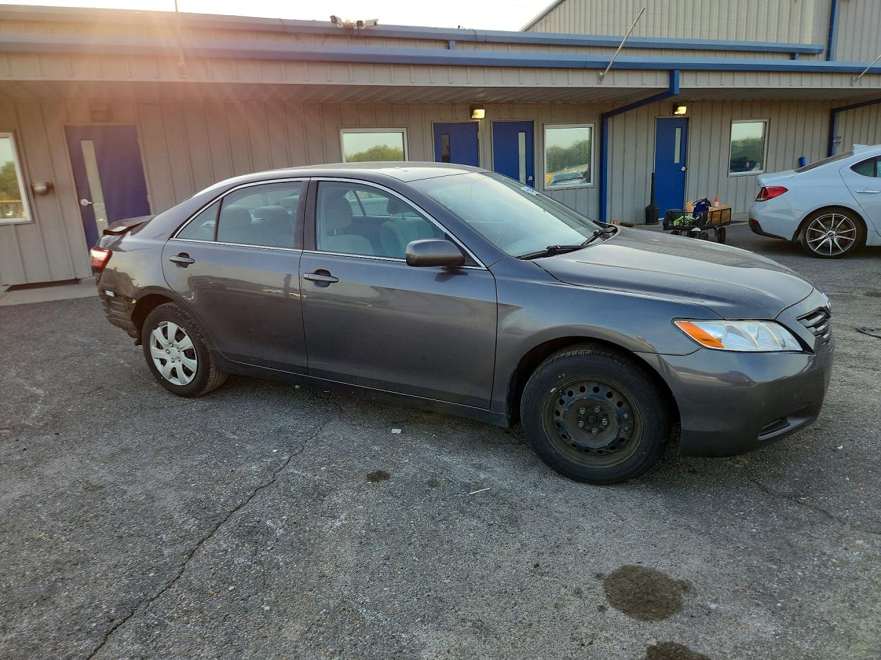 2009 Toyota Camry Le Gray vin: 4T4BE46K89R135549
