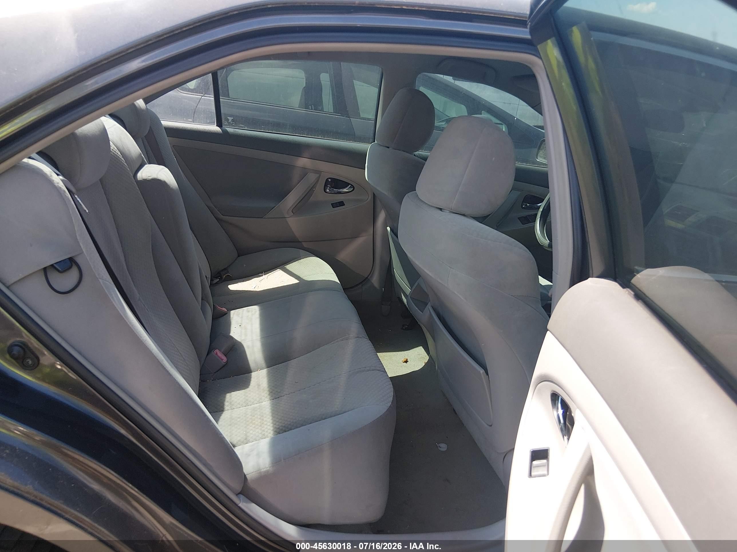 2007 Toyota Camry Le Gray vin: 4T4BE46K97R004501