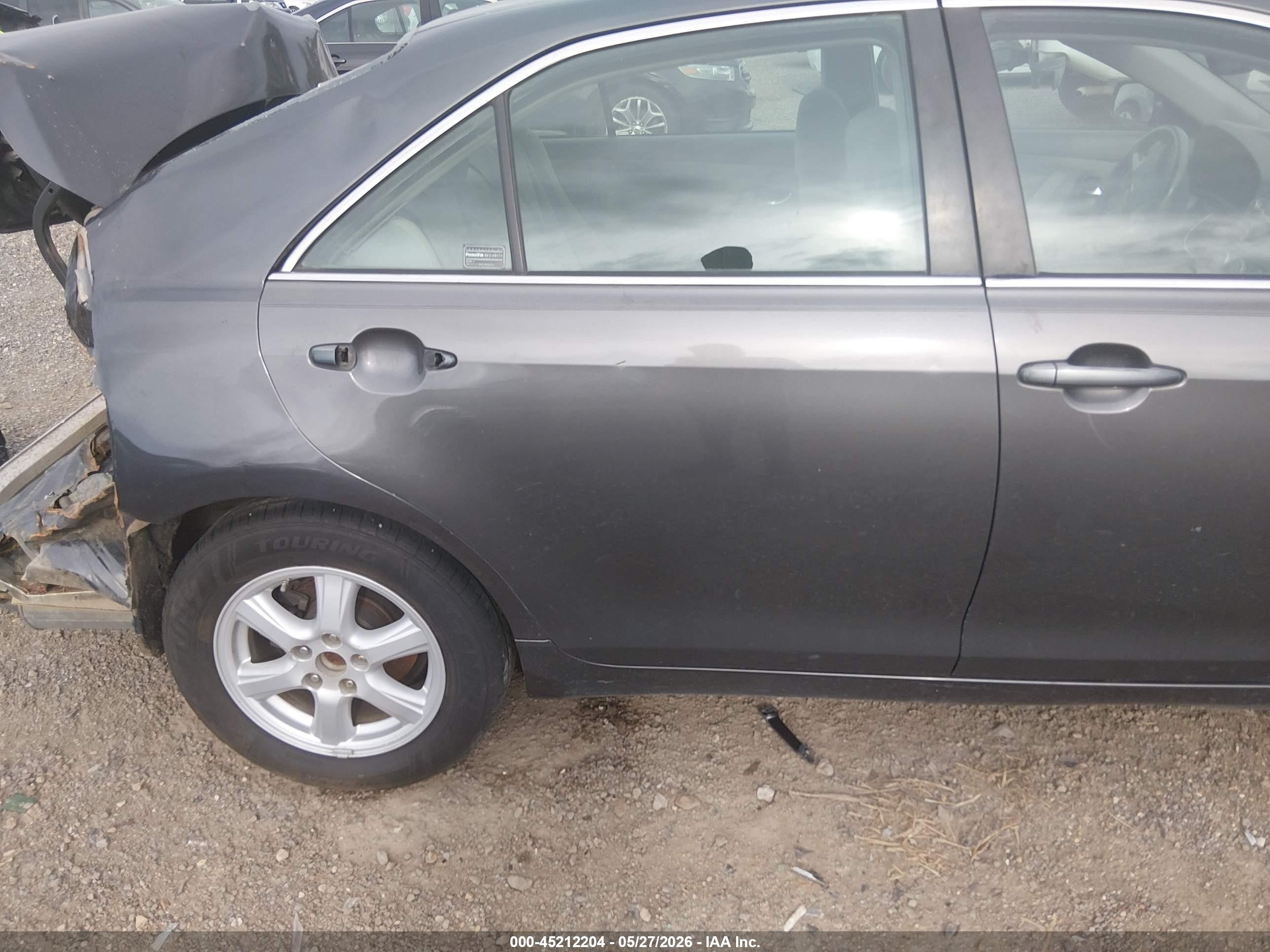 2007 Toyota Camry Le Gray vin: 4T4BE46K97R008855
