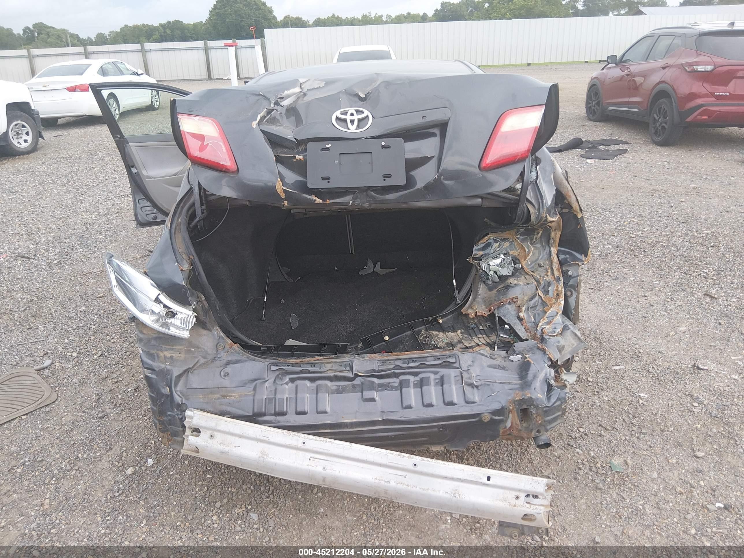 2007 Toyota Camry Le Gray vin: 4T4BE46K97R008855