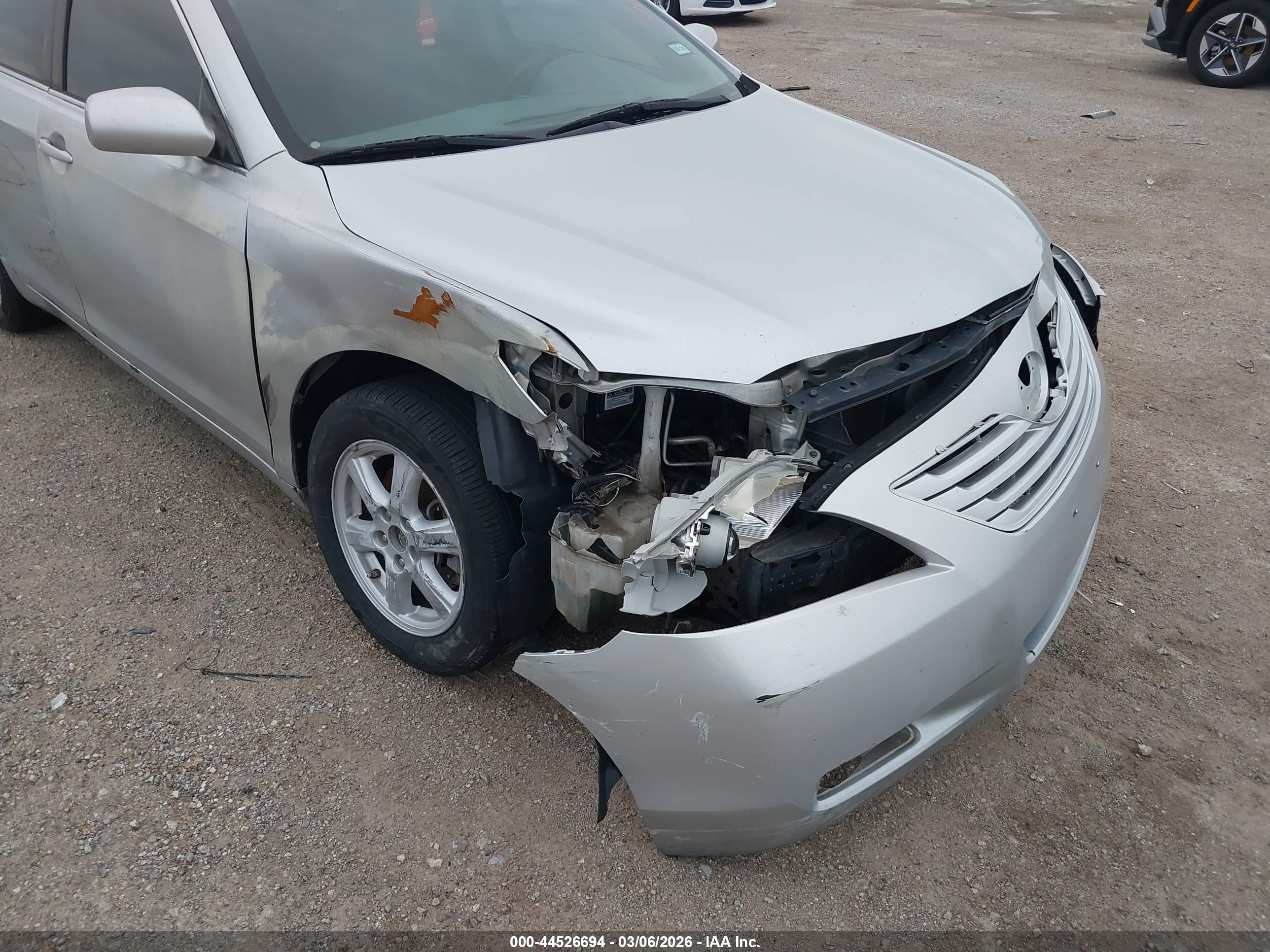 2007 Toyota Camry Ce Silver vin: 4T4BE46K97R010282